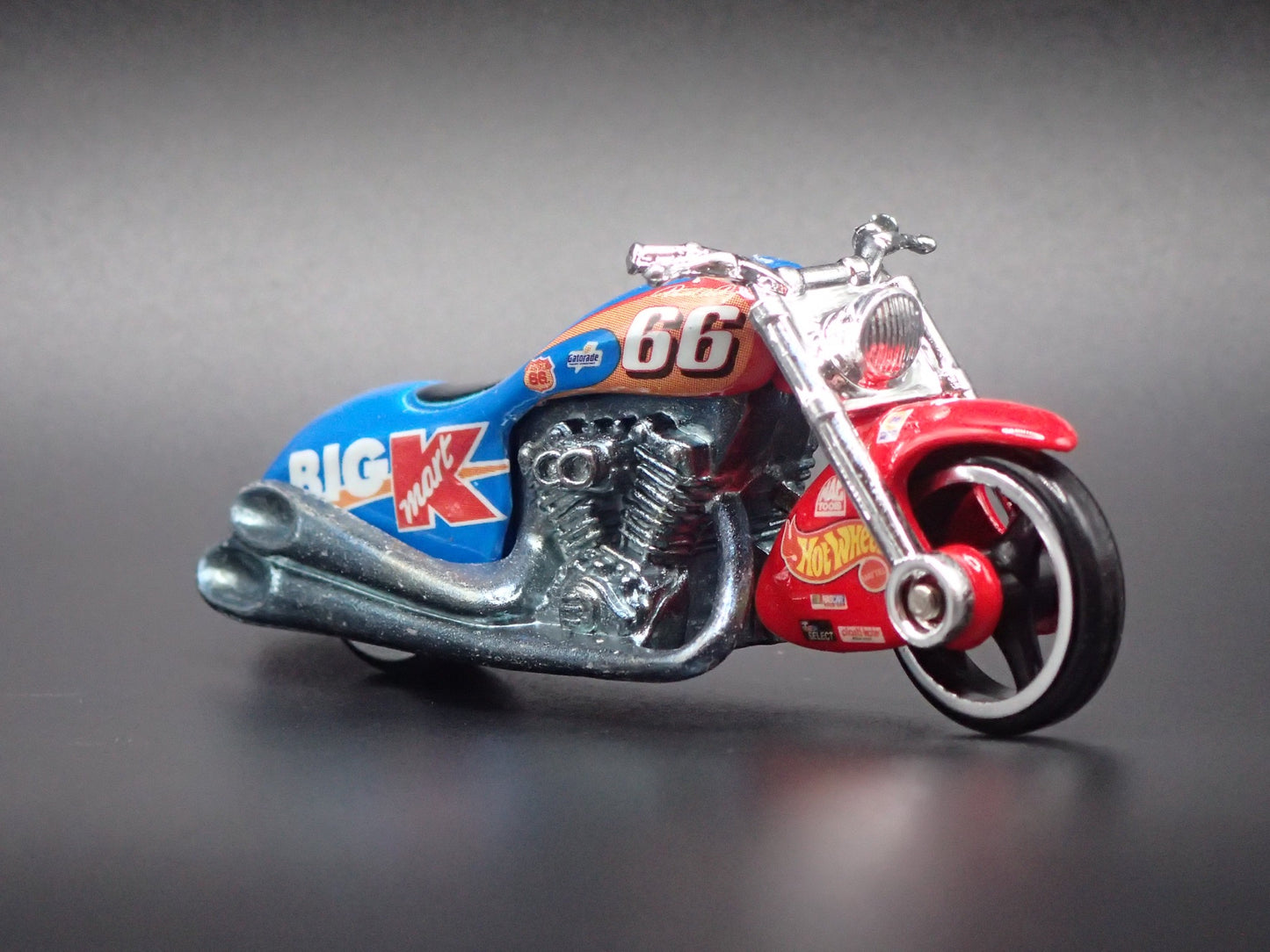 SCORCHIN SCOOTER MOTORCYCLE BIG KMART 66 1:64 HOT WHEELS SCALE DIECAST MODEL CAR