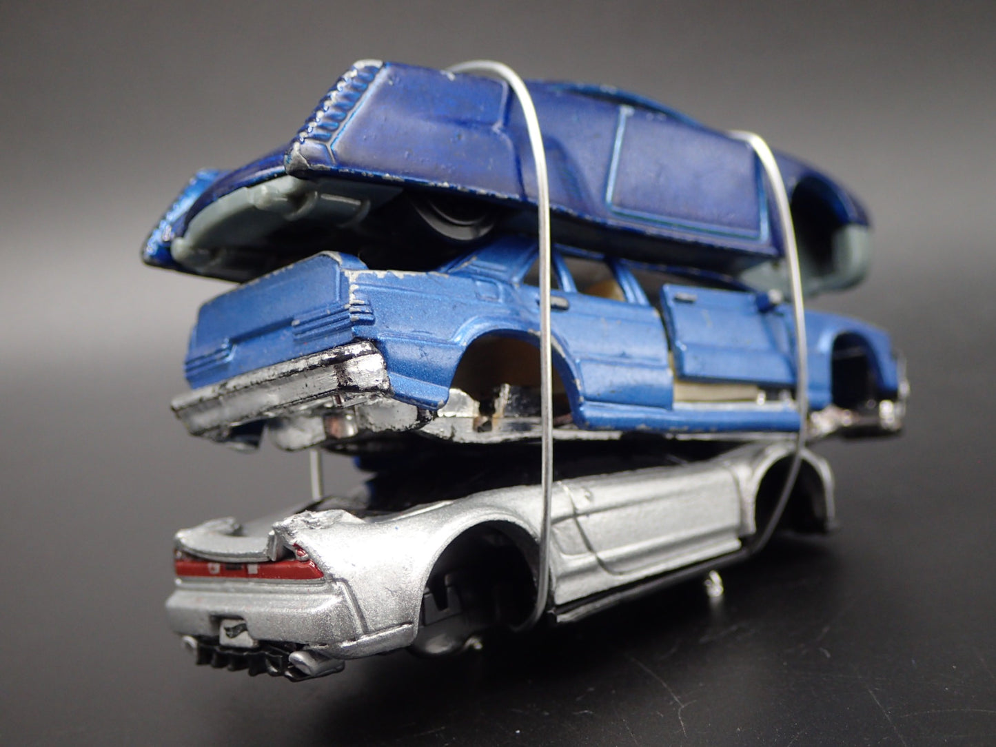 NSX / MERCEDES 3 CARS CRUSHED ON A FLATBED TRAILER 1:64 SCALE DIECAST MODEL CAR