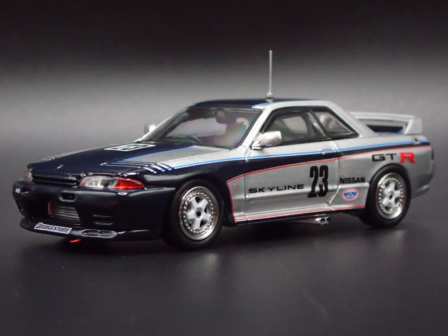 1989-1994 NISSAN SKYLINE GTR R32 GR.A TEST CAR 1989 1:64 SCALE DIECAST MODEL CAR