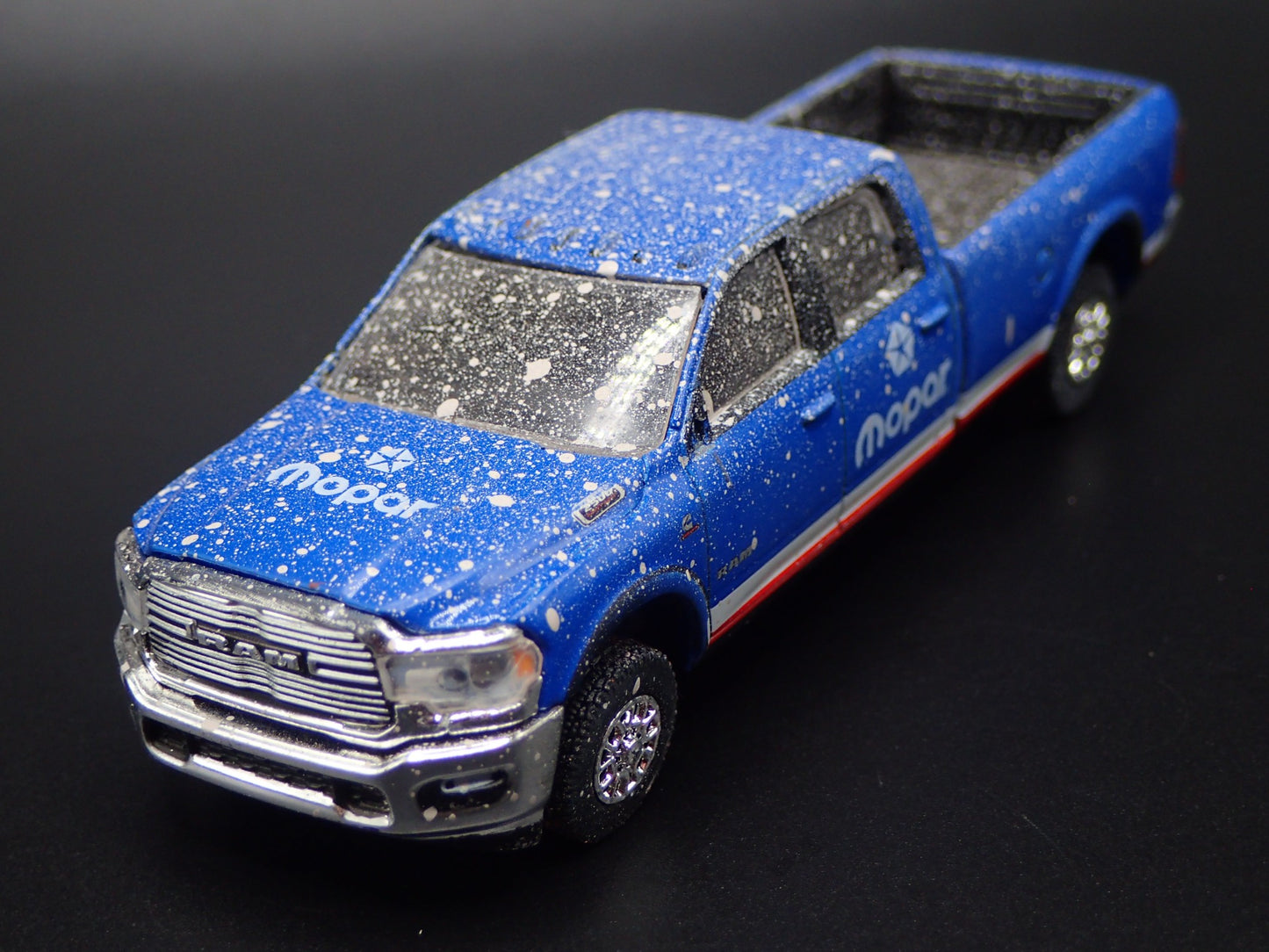 2020 RAM 2500 LARAMIE CREW CAB TRUCK MOPAR HITCH MUDDY 1/64 DIECAST MODEL CAR