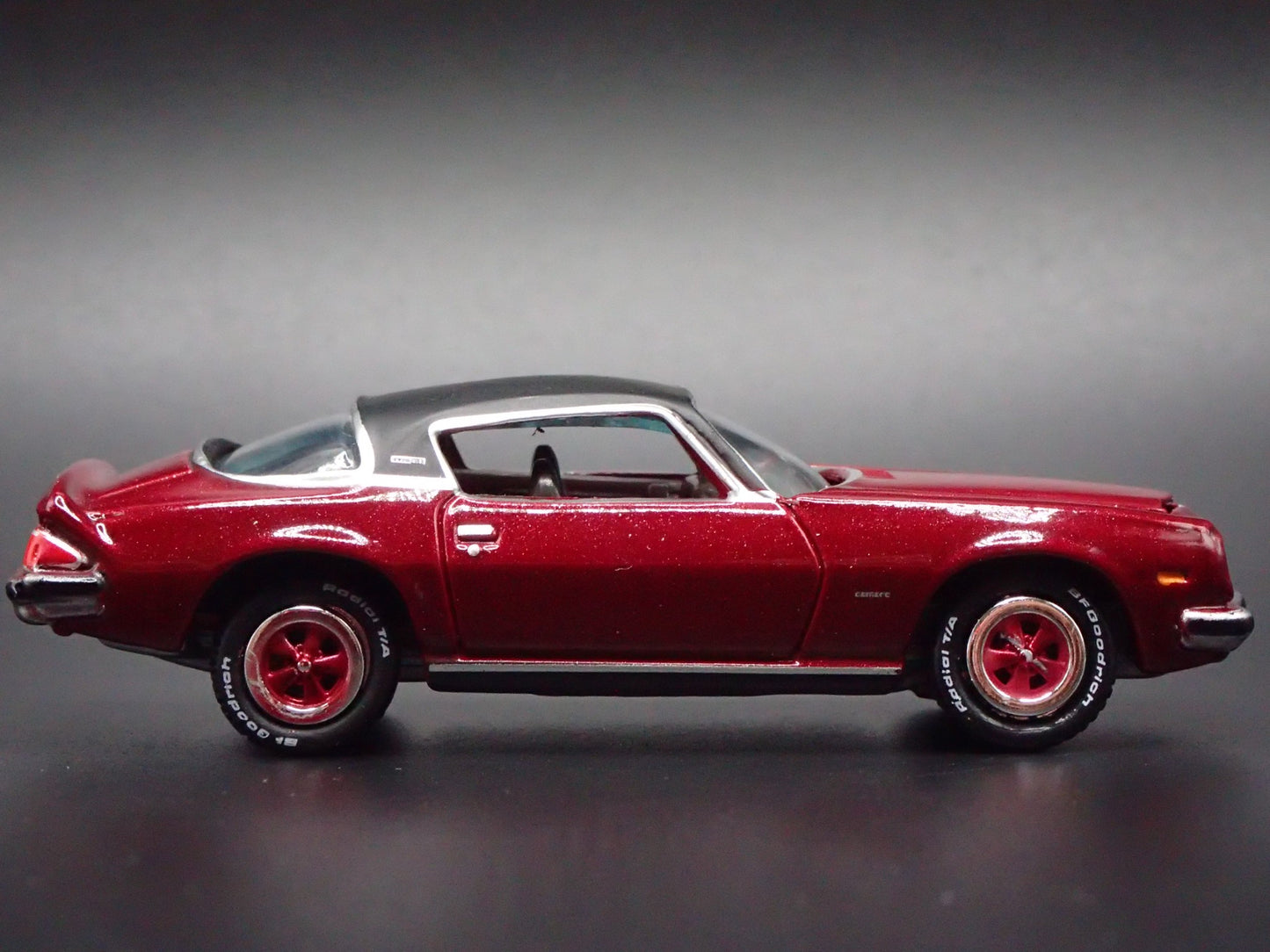 1975 75 CHEVY CHEVROLET CAMARO Z28 RED 1:64 SCALE COLLECTIBLE DIECAST MODEL CAR