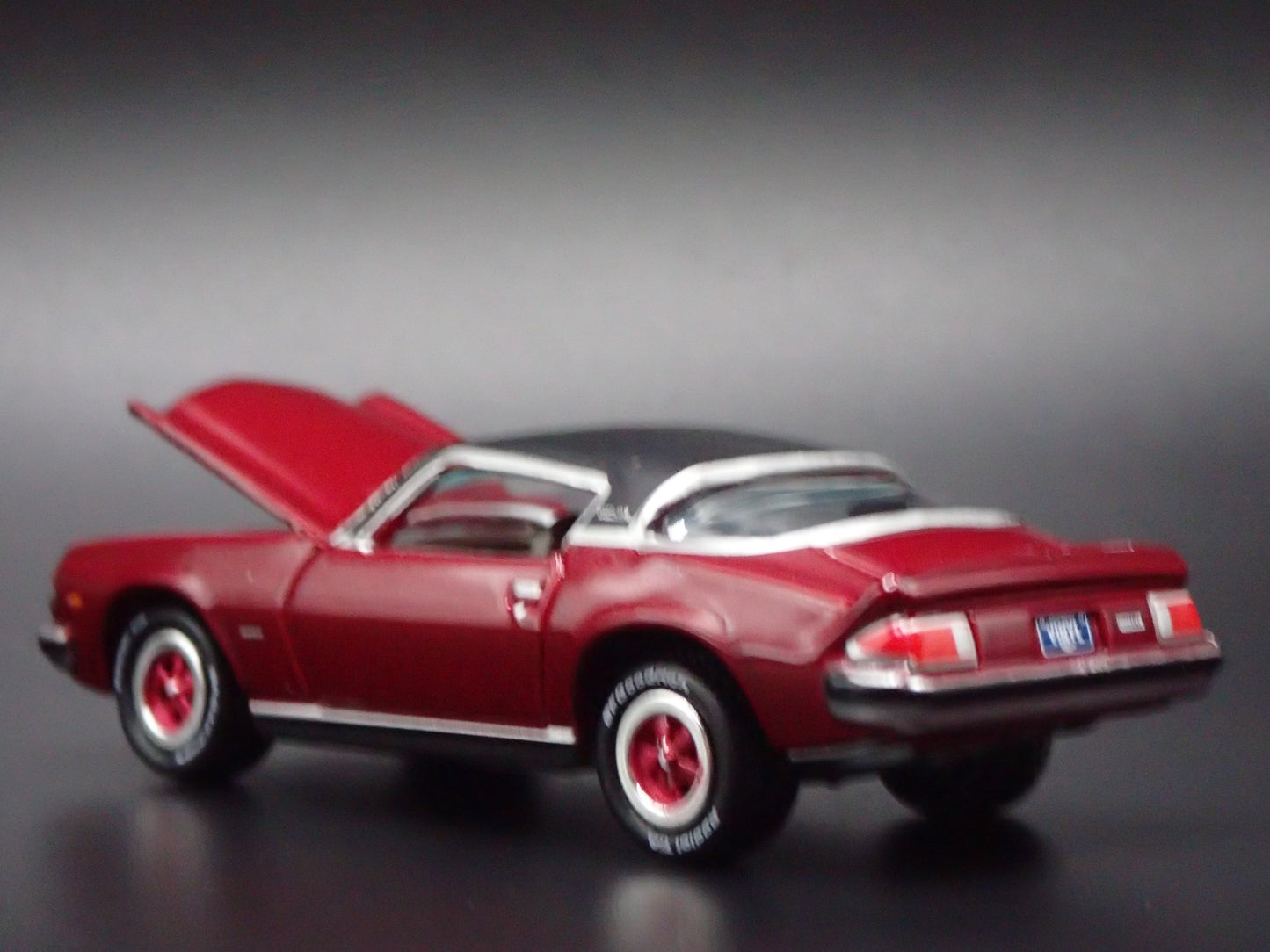 1975 75 CHEVY CHEVROLET CAMARO Z28 RED 1:64 SCALE COLLECTIBLE DIECAST MODEL CAR