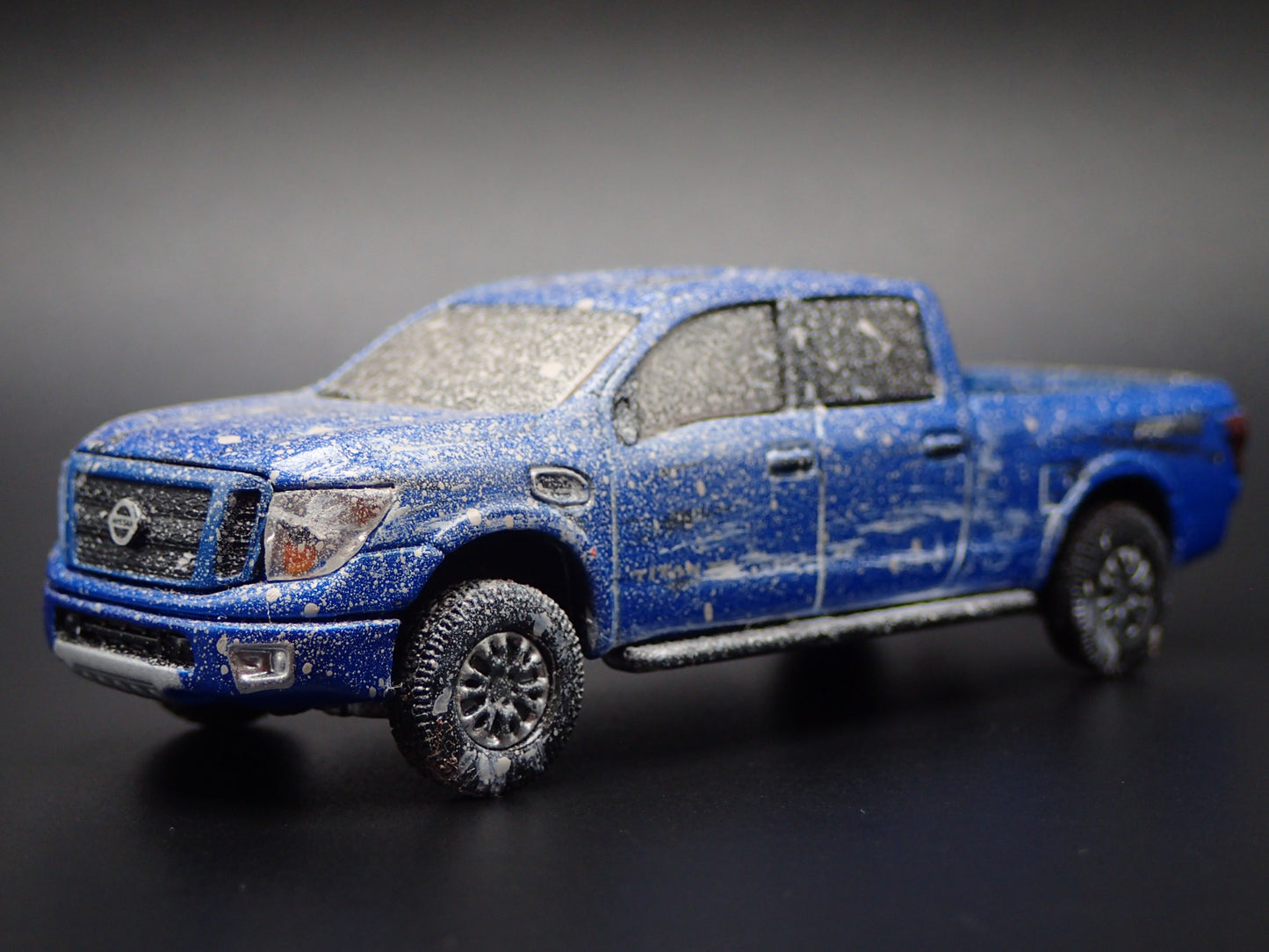 2016-2024 NISSAN TITAN XD PRO-4X PICKUP TRUCK OFFROAD 1:64 DIECAST MODEL CAR