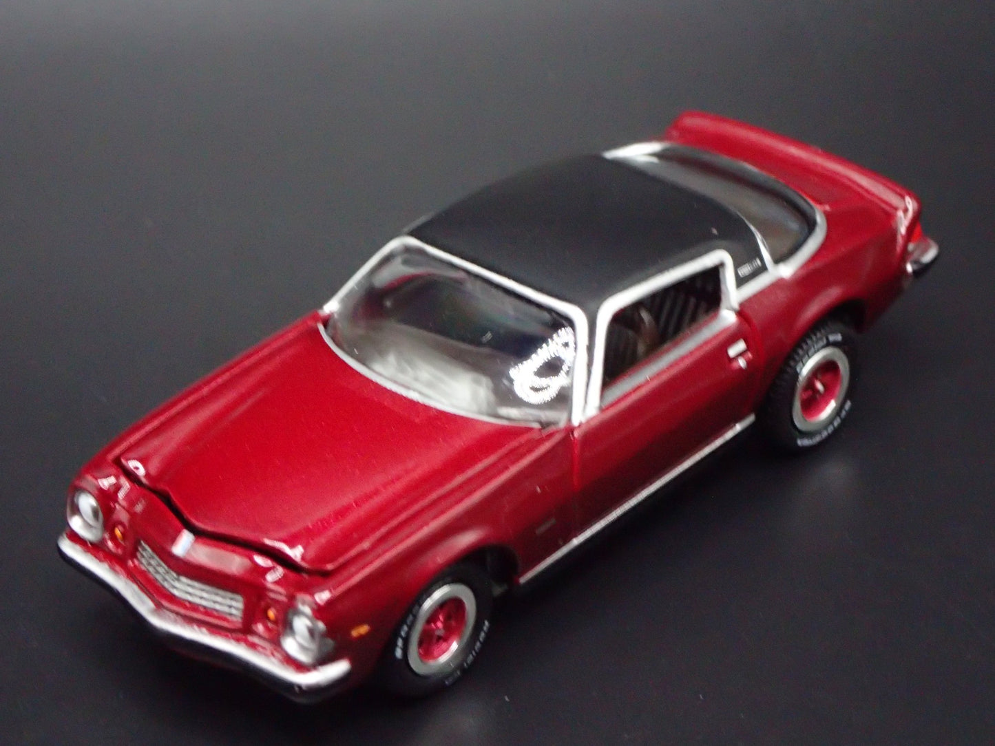 1975 75 CHEVY CHEVROLET CAMARO Z28 RED 1:64 SCALE COLLECTIBLE DIECAST MODEL CAR