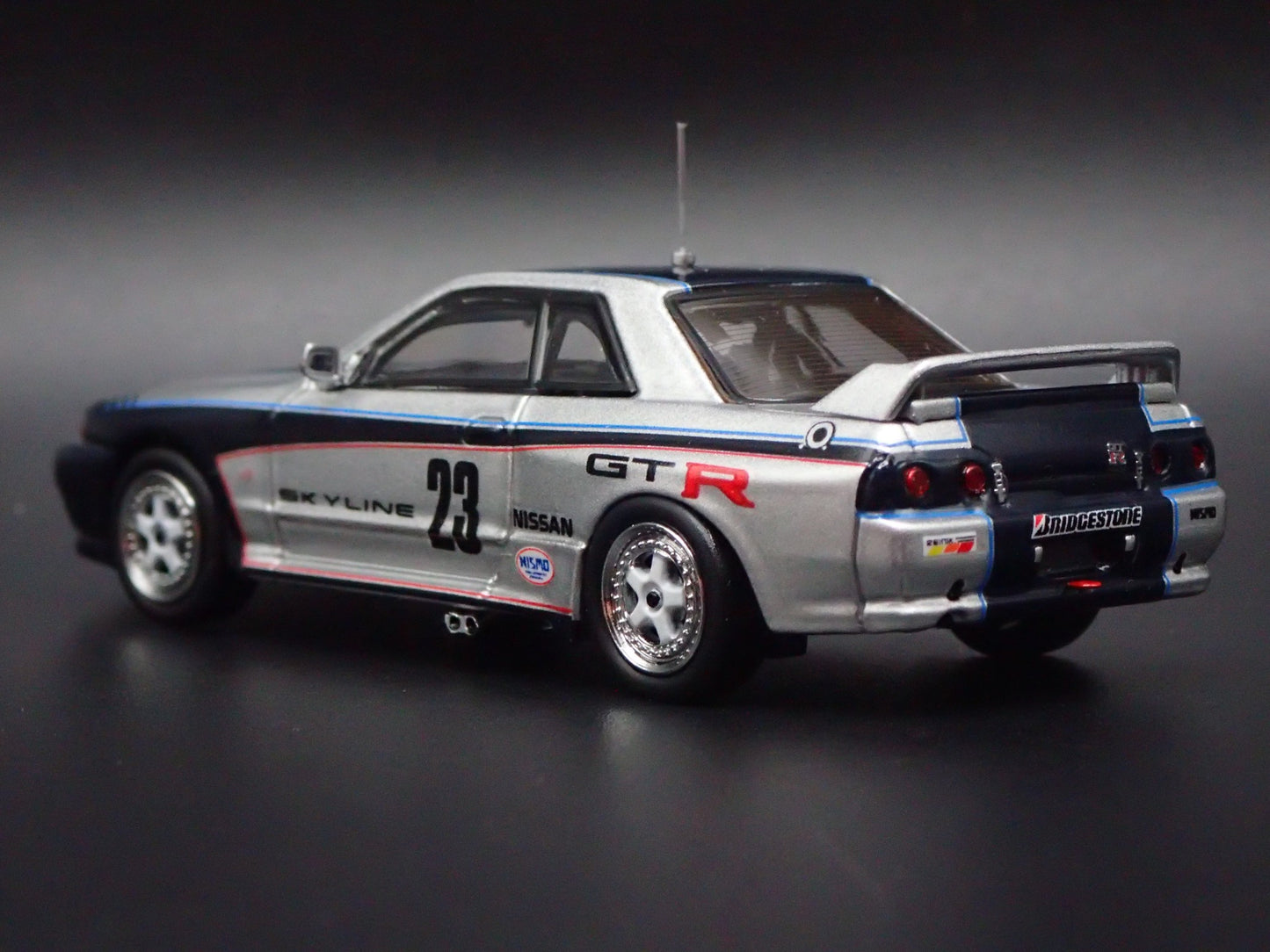 1989-1994 NISSAN SKYLINE GTR R32 GR.A TEST CAR 1989 1:64 SCALE DIECAST MODEL CAR