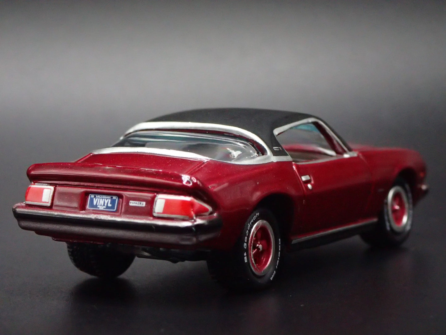1975 75 CHEVY CHEVROLET CAMARO Z28 RED 1:64 SCALE COLLECTIBLE DIECAST MODEL CAR