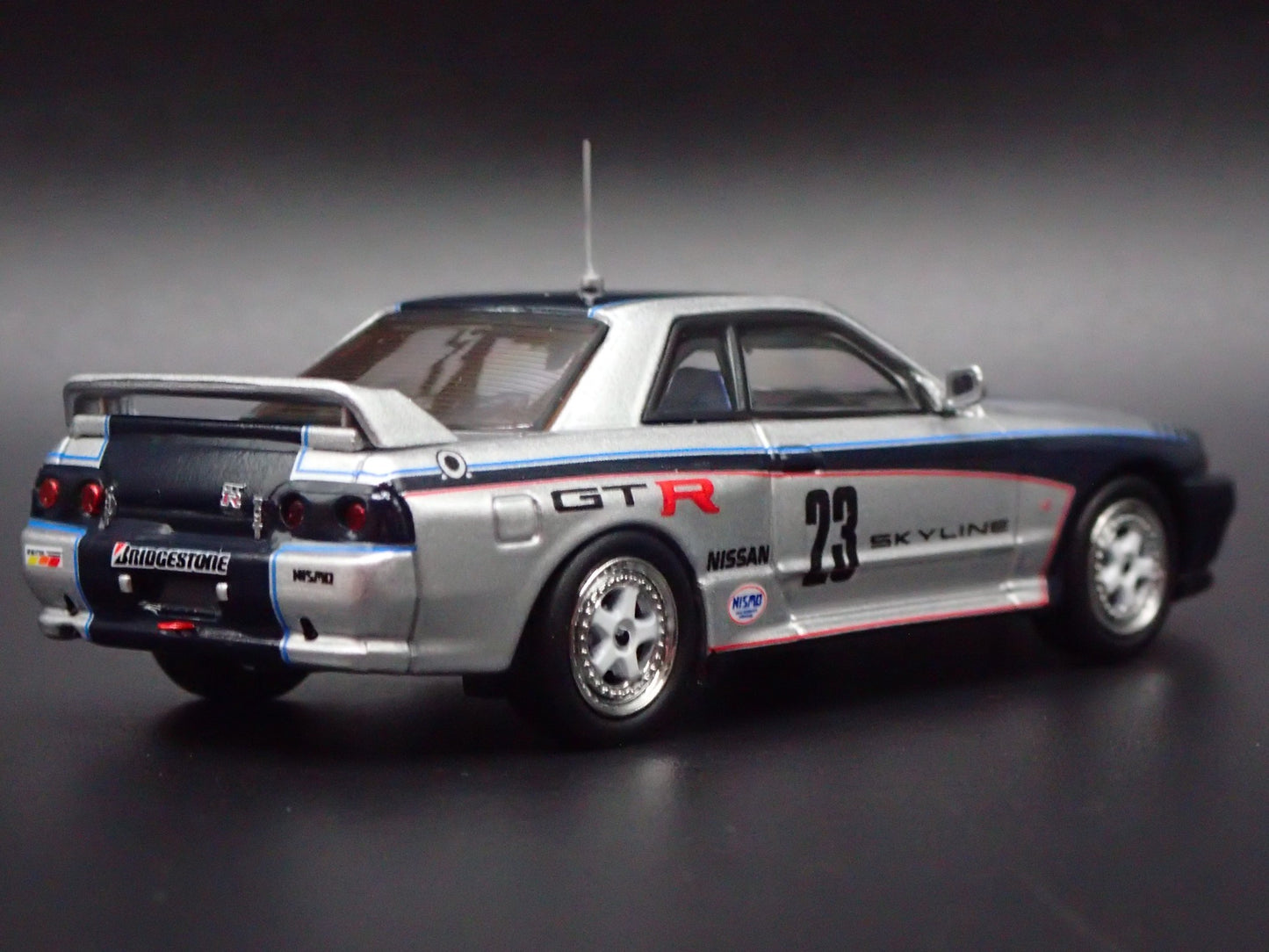 1989-1994 NISSAN SKYLINE GTR R32 GR.A TEST CAR 1989 1:64 SCALE DIECAST MODEL CAR