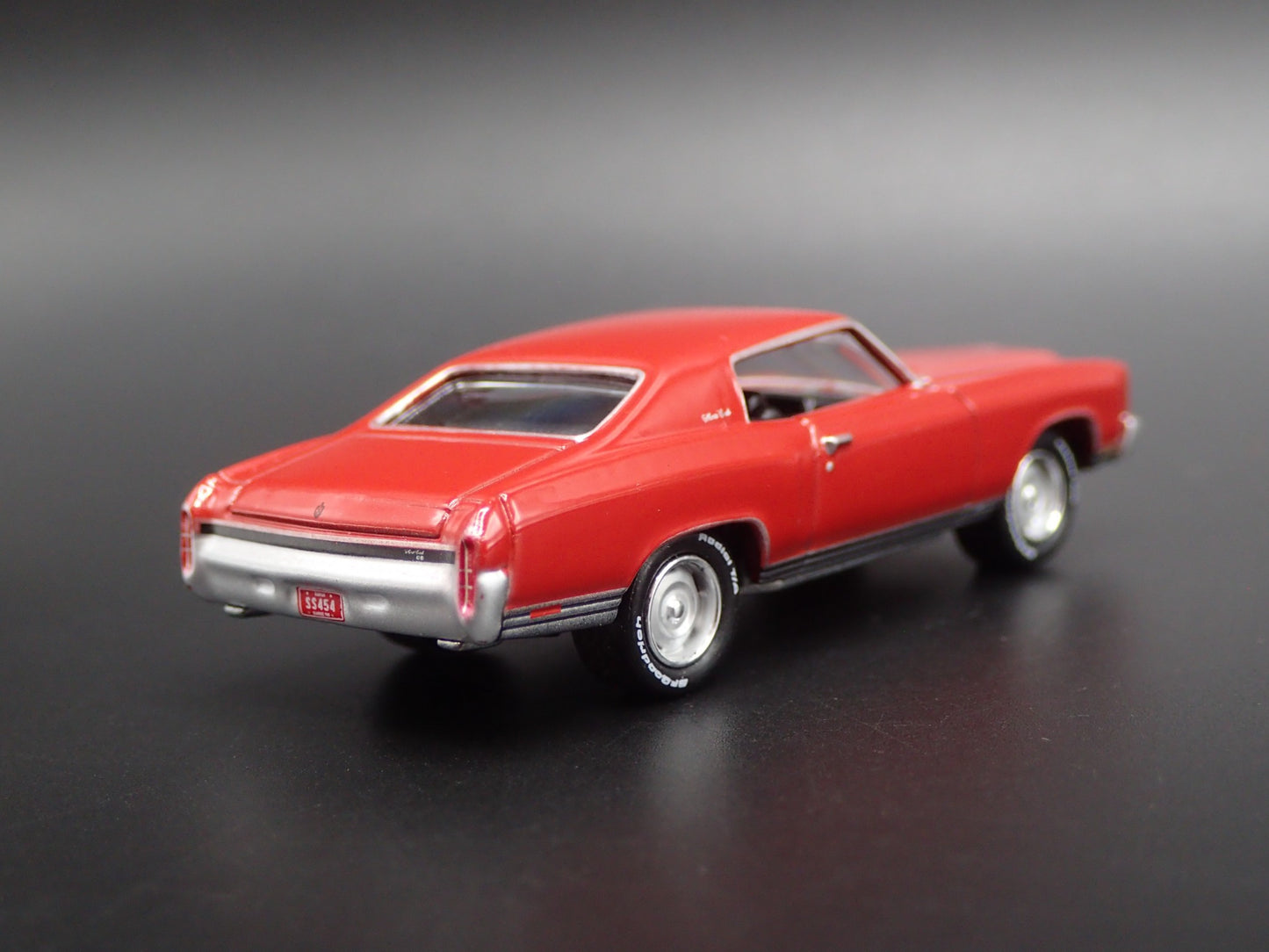 1971 71 CHEVY CHEVROLET MONTE CARLO SS RED 1:64 SCALE DIORAMA DIECAST MODEL CAR