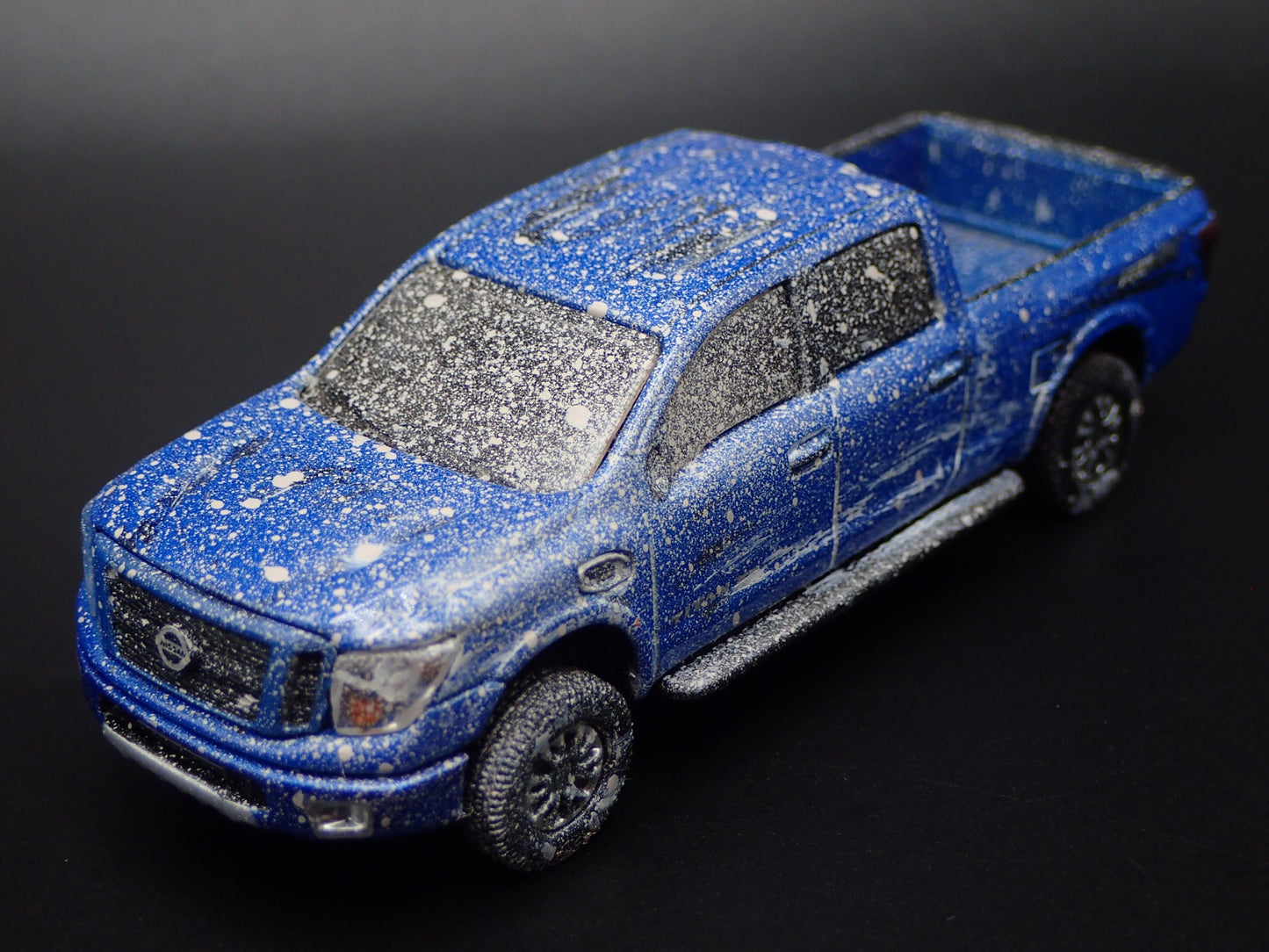 2016-2024 NISSAN TITAN XD PRO-4X PICKUP TRUCK OFFROAD 1:64 DIECAST MODEL CAR