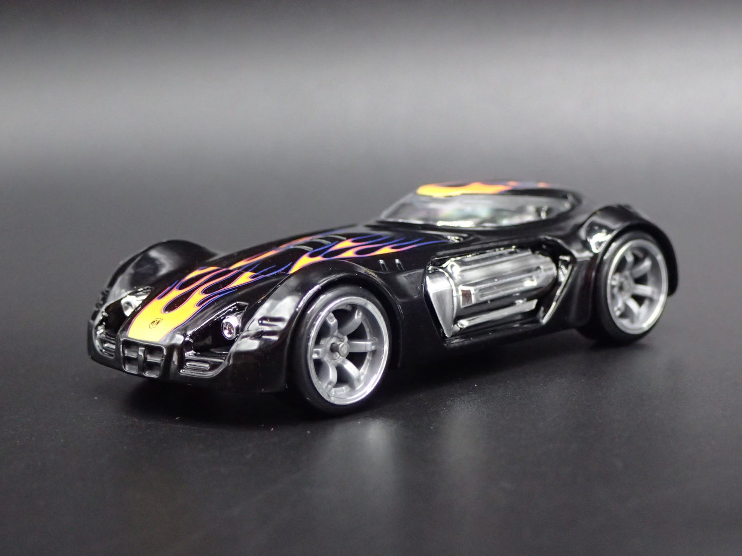 2007 07 DODGE XP-07 CONCEPT CAR 1:64 SCALE COLLECTIBLE DIORAMA DIECAST MODEL CAR