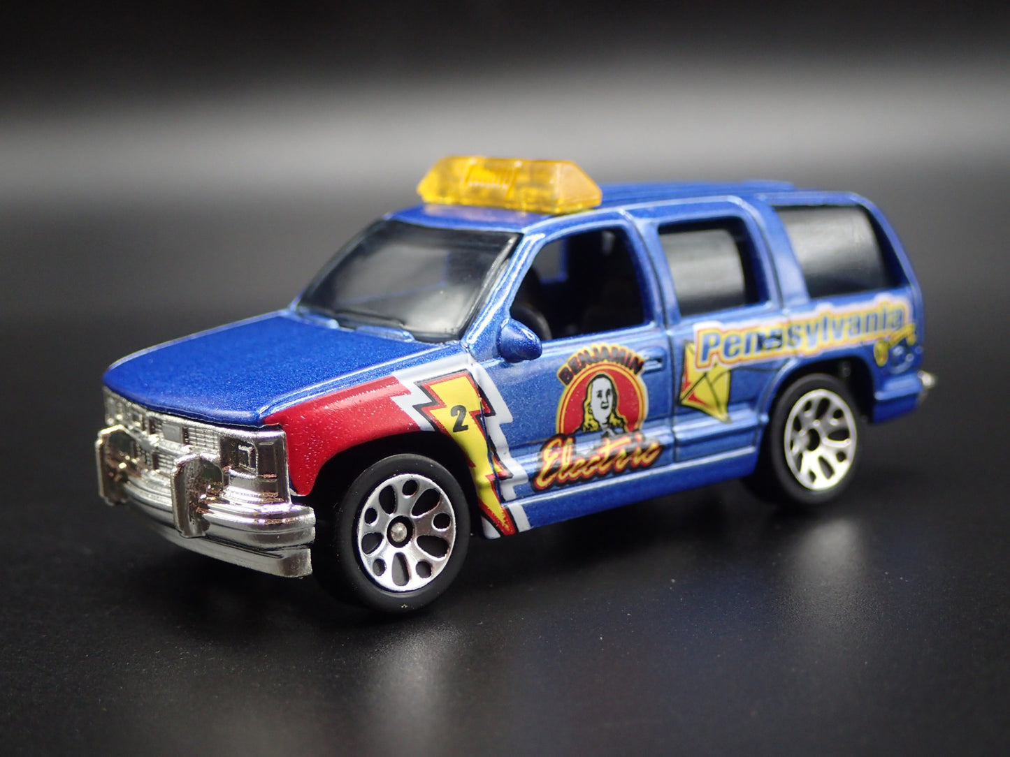 1997 97 CHEVY CHEVROLET TAHOE PENNSYLVANIA 1:64 SCALE DIORAMA DIECAST MODEL CAR