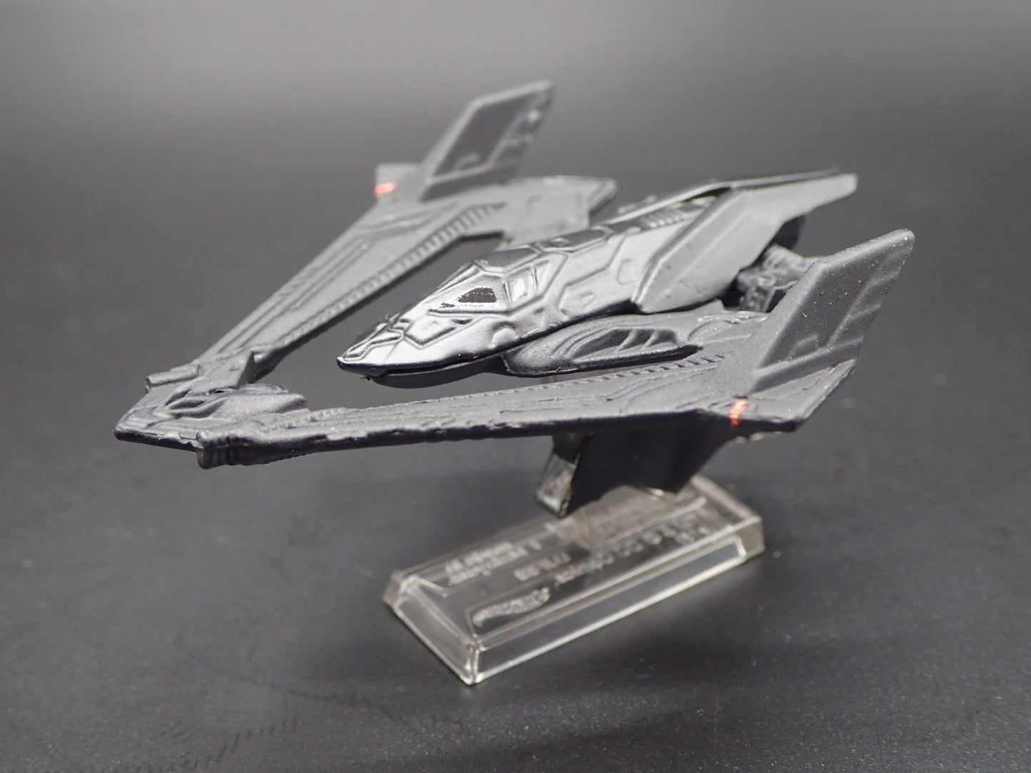 BATMAN VS SUPERMAN BATWING RARE 1:64 SCALE COLLECTIBLE DIORAMA DIECAST MODEL CAR