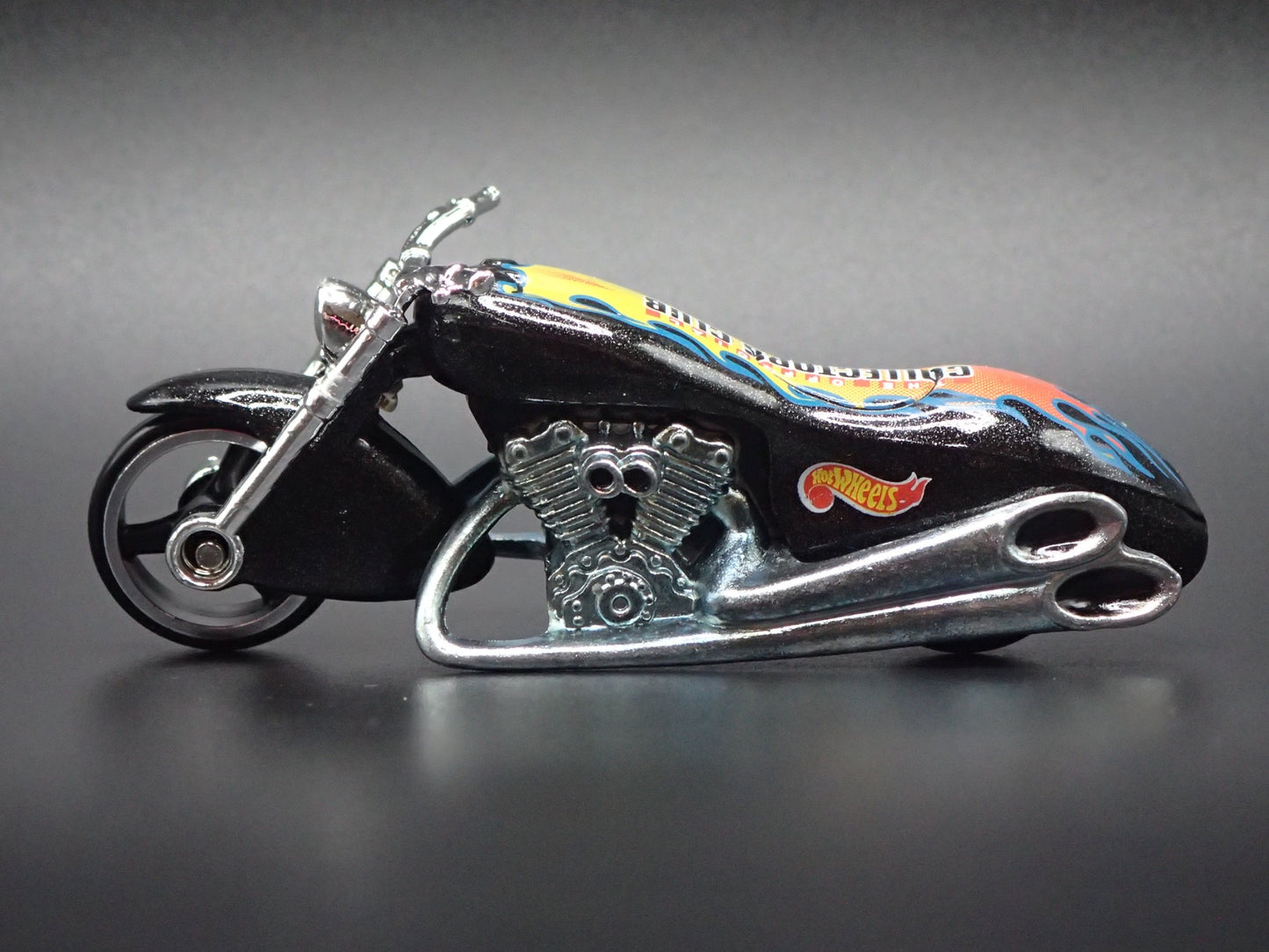 SCORCHIN SCOOTER MOTORCYCLE BLACK HOT WHEELS 1:64 HW SCALE DIECAST MODEL CAR