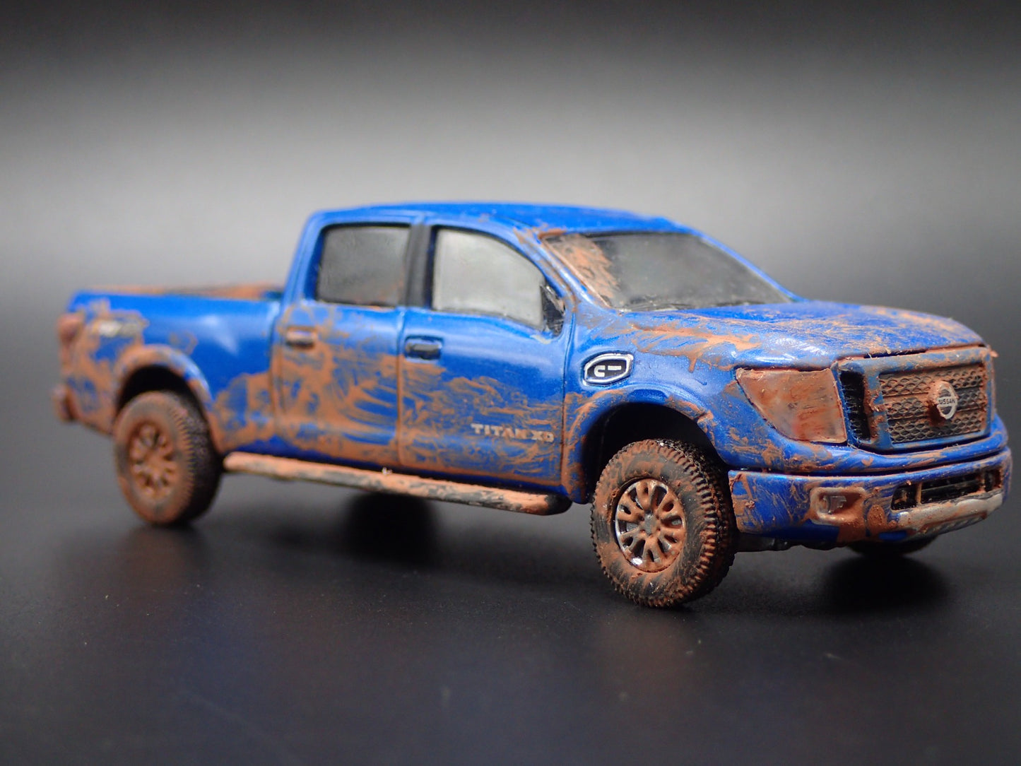 2016-2024 NISSAN TITAN XD PRO-4X PICKUP TRUCK OFFROAD 1:64 DIECAST MODEL CAR