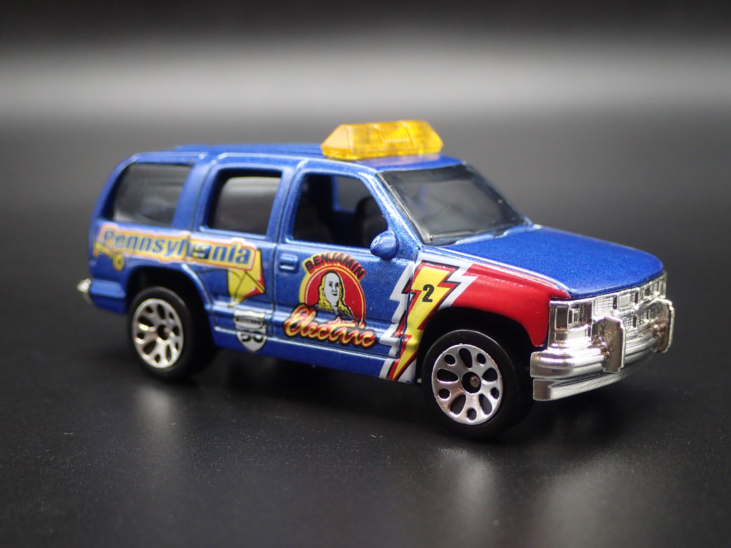 1997 97 CHEVY CHEVROLET TAHOE PENNSYLVANIA 1:64 SCALE DIORAMA DIECAST MODEL CAR