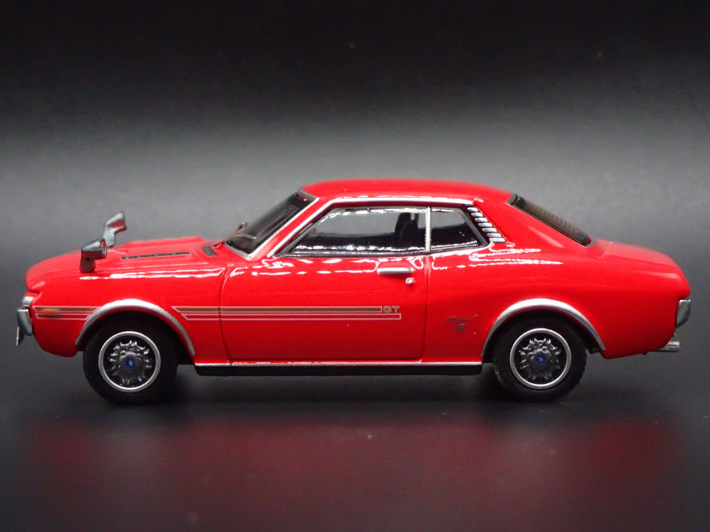 1970 70 TOYOTA CELICA 1600GTV TA22 RARE 1:64 SCALE DIORAMA DIECAST MODEL CAR