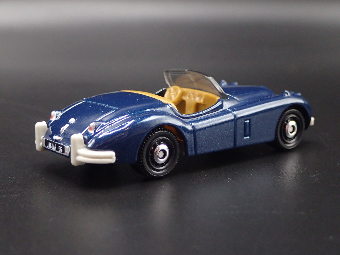 1954-1957 JAGUAR XK140 ROADSTER CONVERTIBLE 1:64 SCALE DIORAMA DIECAST MODEL CAR