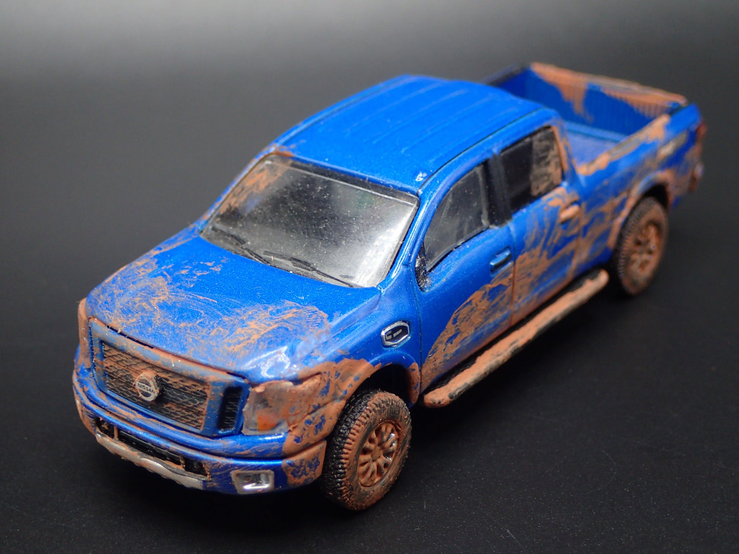 2016-2024 NISSAN TITAN XD PRO-4X PICKUP TRUCK OFFROAD 1:64 DIECAST MODEL CAR