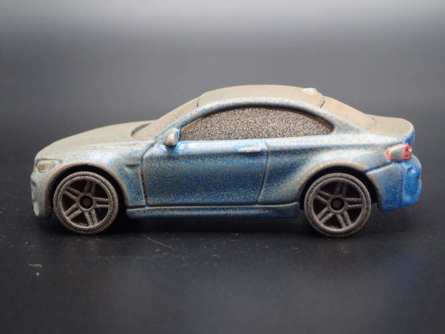 2016-2021 BMW M2 COUPE CUSTOM ABANDONED 1:64 SCALE DIORAMA DIECAST MODEL CAR