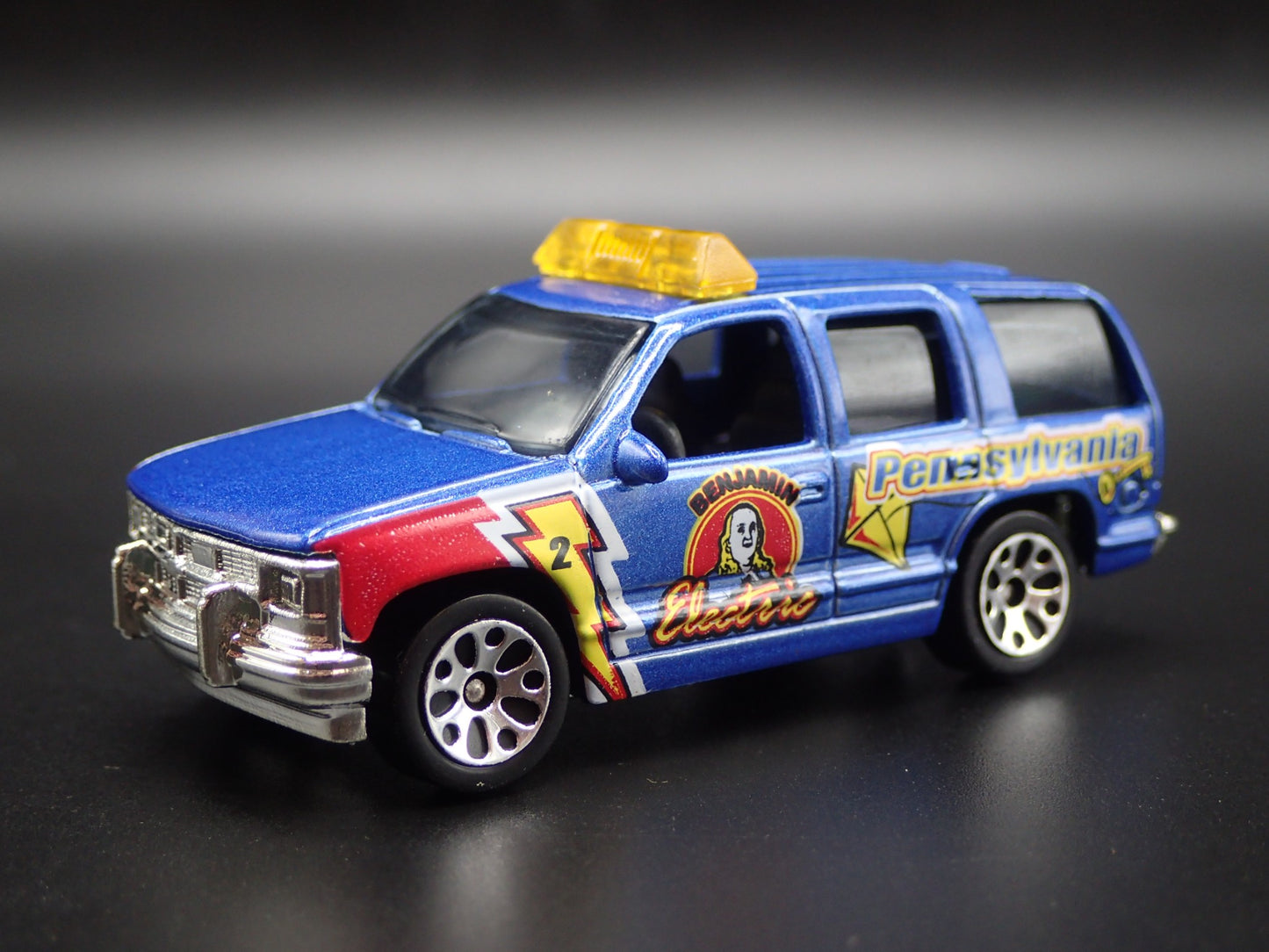 1997 97 CHEVY CHEVROLET TAHOE PENNSYLVANIA 1:64 SCALE DIORAMA DIECAST MODEL CAR