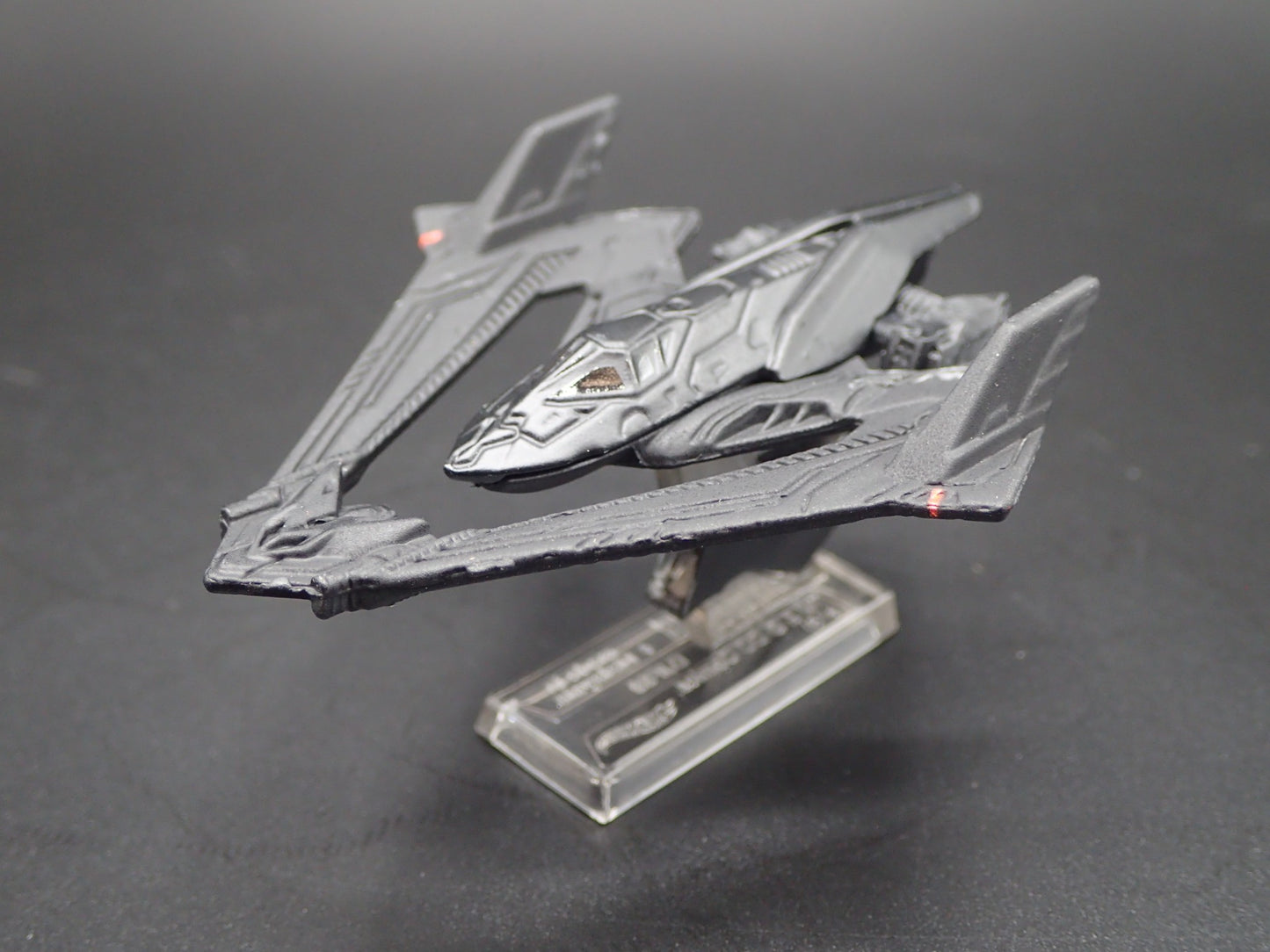 BATMAN VS SUPERMAN BATWING RARE 1:64 SCALE COLLECTIBLE DIORAMA DIECAST MODEL CAR