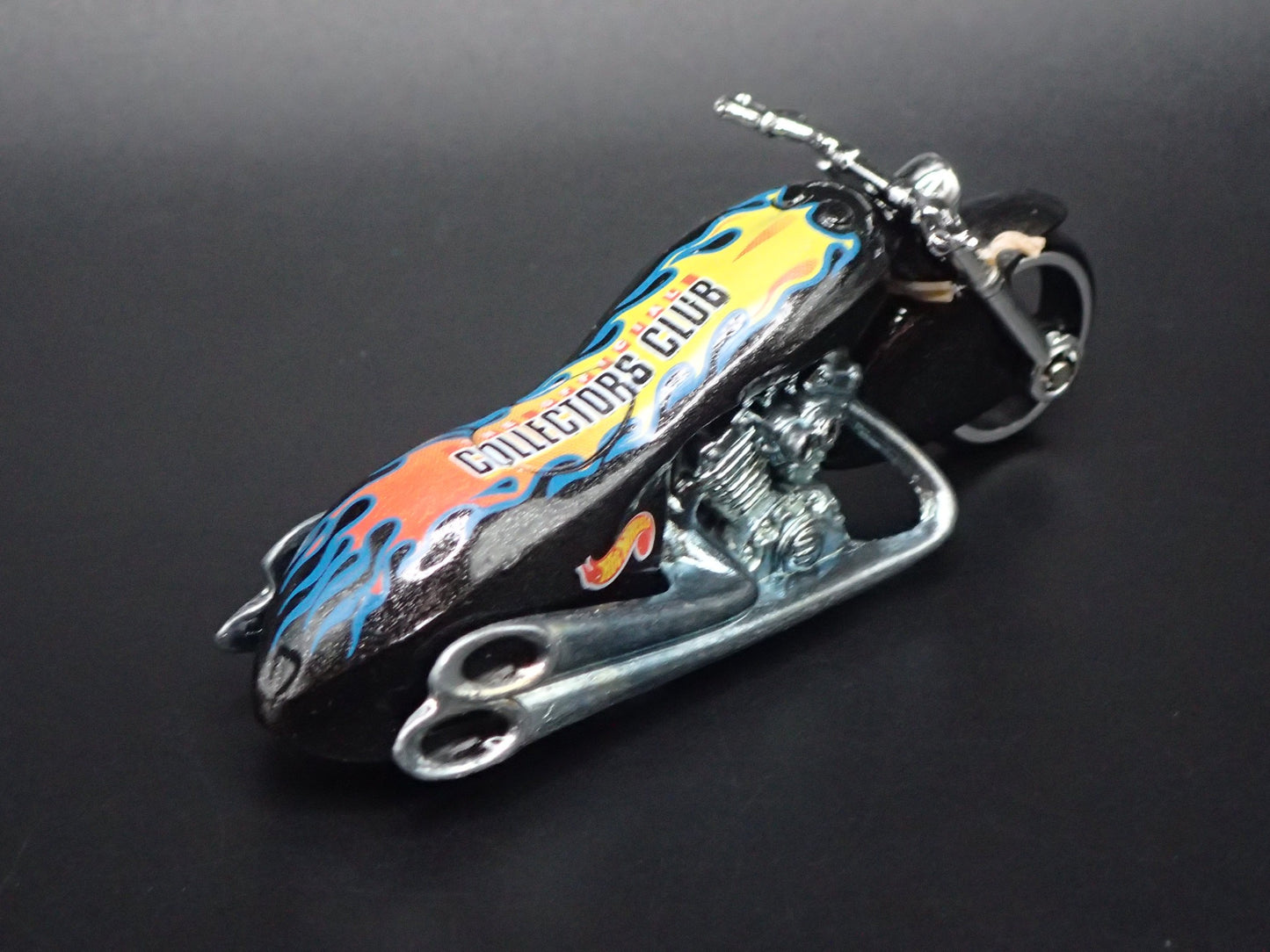 SCORCHIN SCOOTER MOTORCYCLE BLACK HOT WHEELS 1:64 HW SCALE DIECAST MODEL CAR
