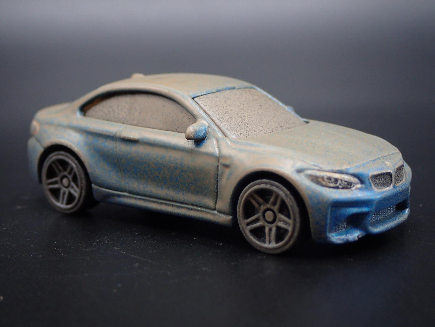 2016-2021 BMW M2 COUPE CUSTOM ABANDONED 1:64 SCALE DIORAMA DIECAST MODEL CAR