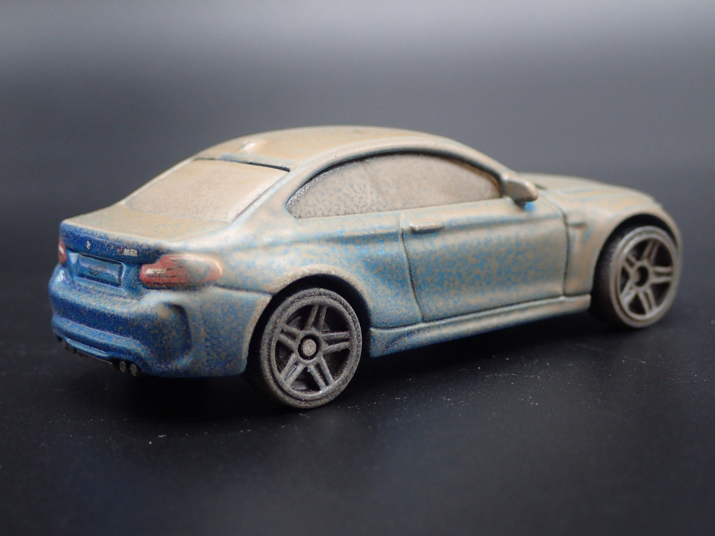 2016-2021 BMW M2 COUPE CUSTOM ABANDONED 1:64 SCALE DIORAMA DIECAST MODEL CAR