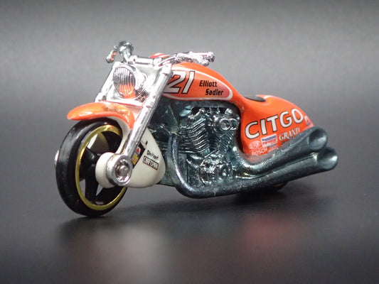 SCORCHIN SCOOTER MOTORCYCLE CITGO 21 1:64 HOT WHEELS SCALE DIECAST MODEL CAR