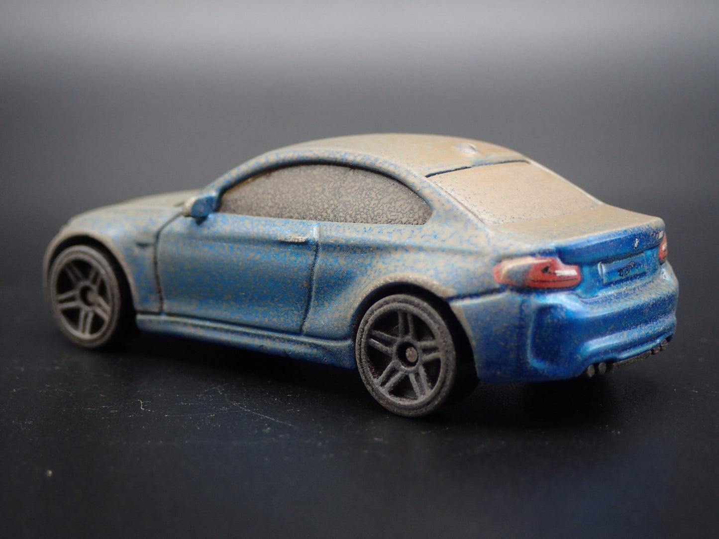 2016-2021 BMW M2 COUPE CUSTOM ABANDONED 1:64 SCALE DIORAMA DIECAST MODEL CAR