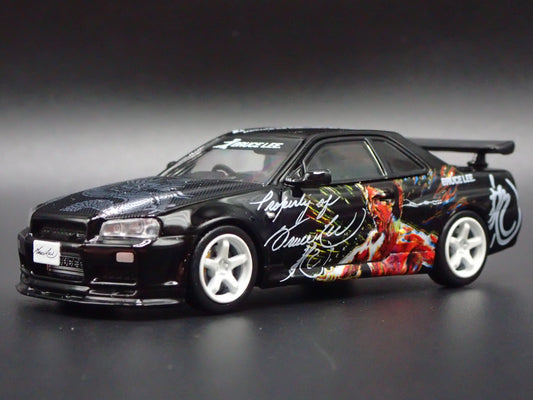 1999-2002 NISSAN SKYLINE GTR R34 BRUCE LEE 1:64 SCALE DIORAMA DIECAST MODEL CAR