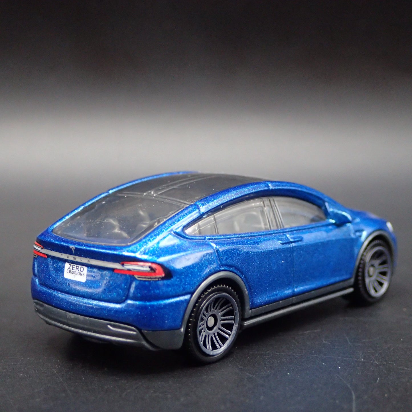 2016-2025 TESLA MODEL X SUV BLUE 1:64 SCALE COLLECTIBLE DIECAST MODEL CAR