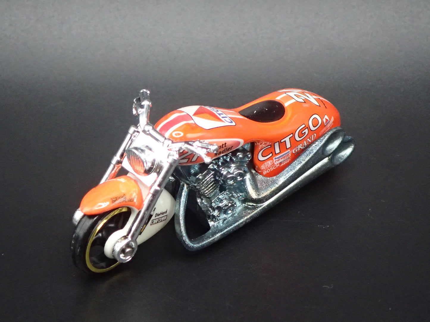 SCORCHIN SCOOTER MOTORCYCLE CITGO 21 1:64 HOT WHEELS SCALE DIECAST MODEL CAR