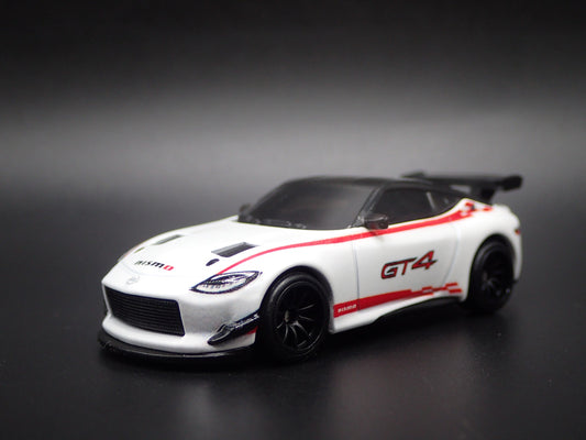 2023 - 2025 NISSAN Z  GT4 RACE 1:64 SCALE COLLECTIBLE DIORAMA DIECAST MODEL CAR