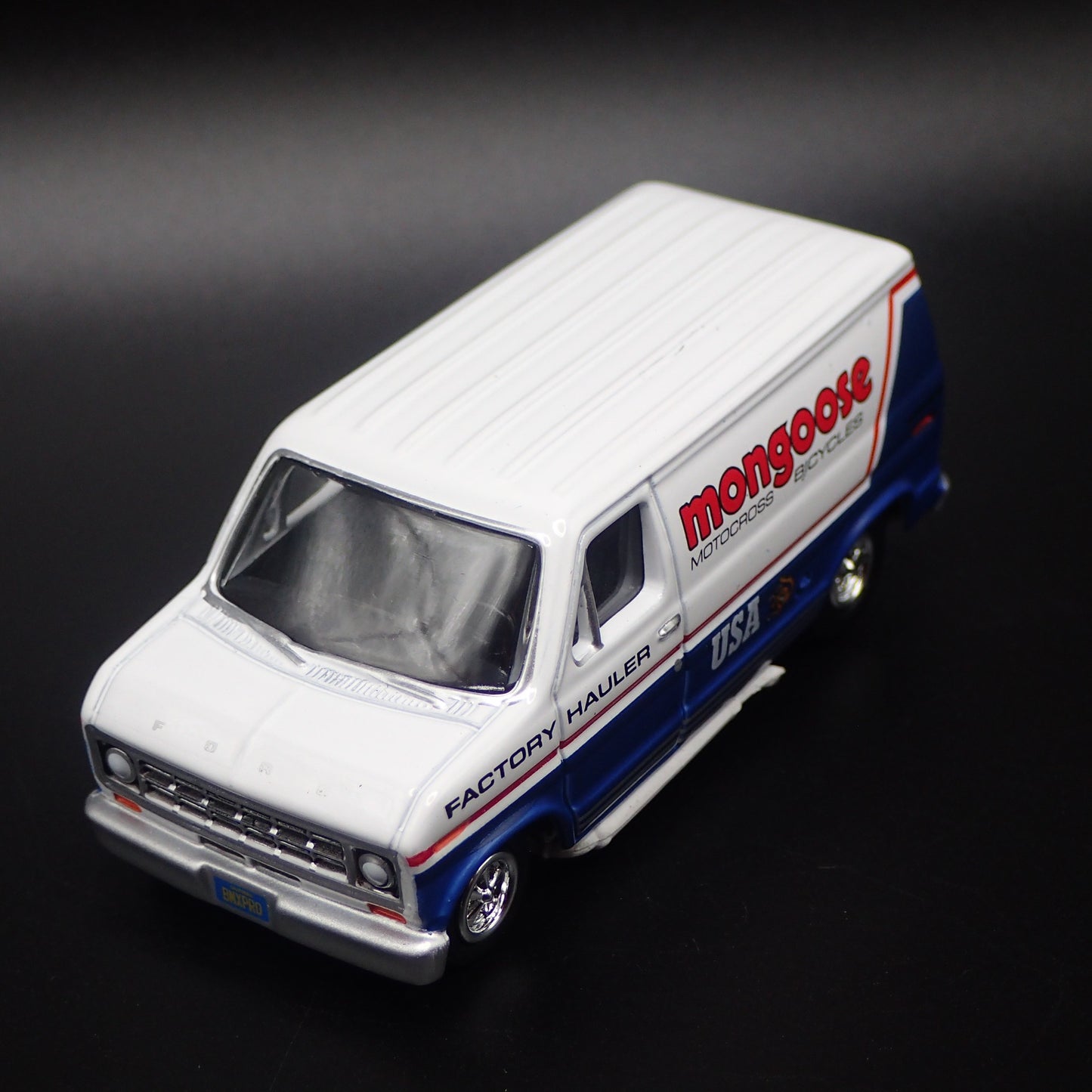 1975-1991 FORD ECONOLINE VAN MONGOOSE MOTOCROSS 1:64 SCALE DIECAST MODEL CAR