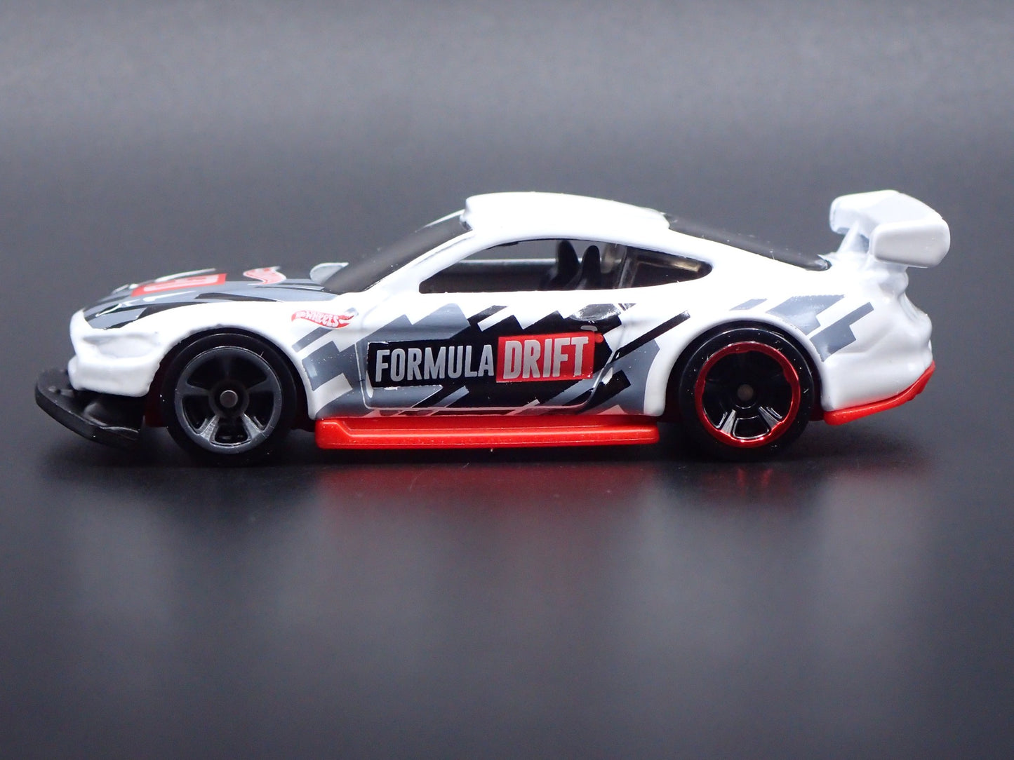 2018-2023 FORD MUSTANG GT RACE CAR FORMULA DRIFT 1:64 SCALE DIECAST MODEL CAR