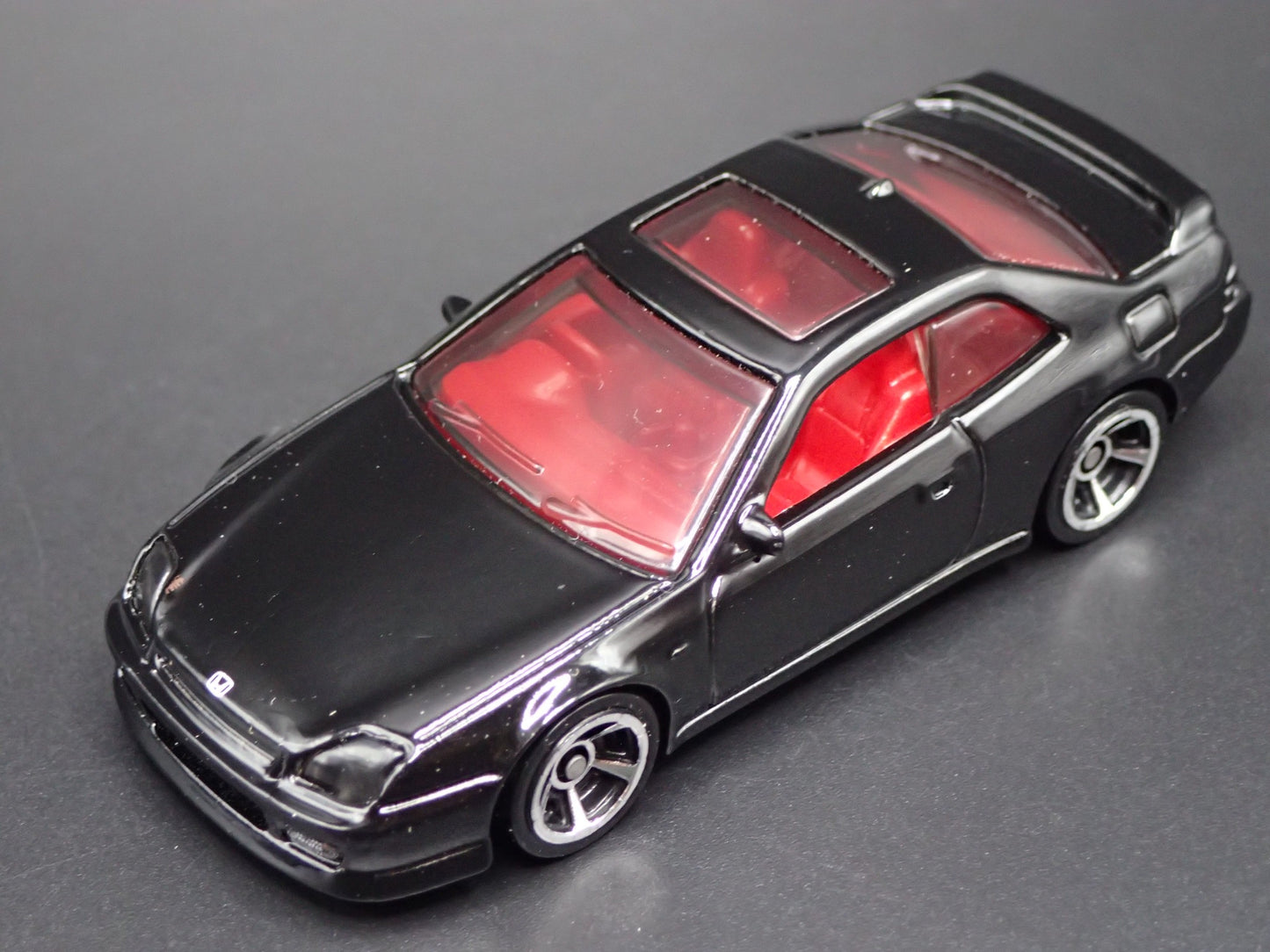 1997-2001 HONDA PRELUDE BLACK 1:64 SCALE COLLECTIBLE DIORAMA DIECAST MODEL CAR