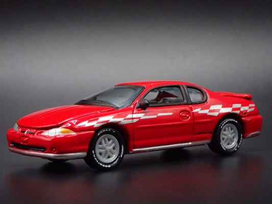 2000 00 CHEVY CHEVROLET MONTE CARLO SS RED 1:64 SCALE DIORAMA DIECAST MODEL CAR