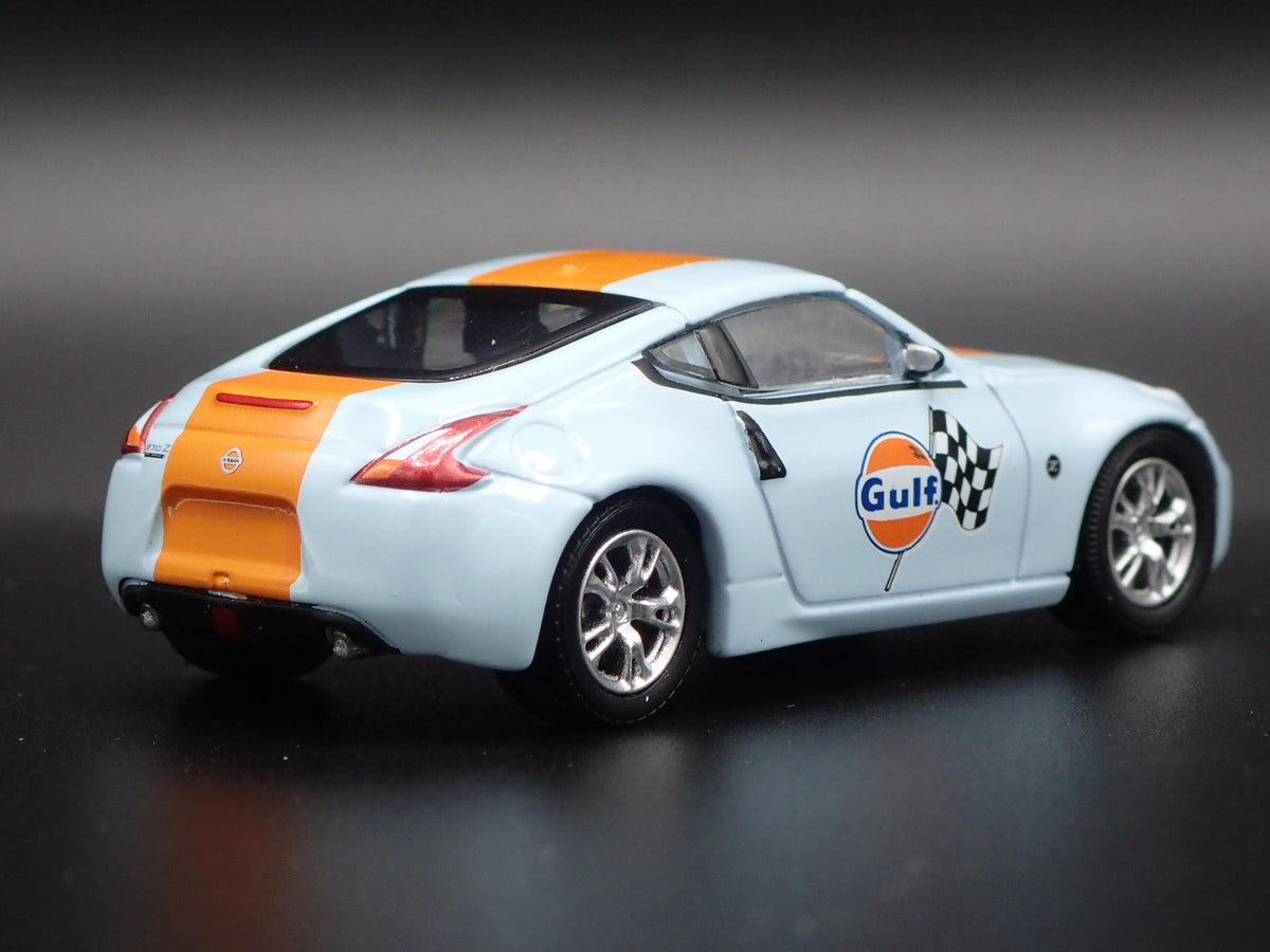 2020 20 NISSAN 370Z GULF OIL 1:64 SCALE COLLECTIBLE DIORAMA DIECAST MODEL CAR-Burning Rubber Toy Company