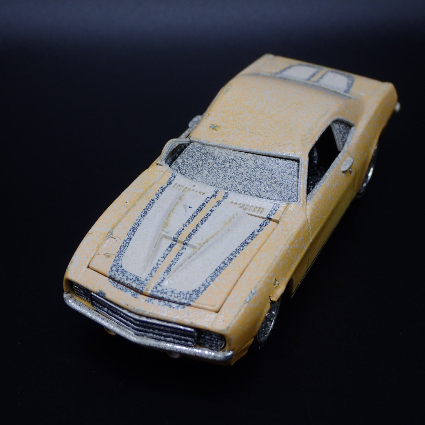 1969 69 CHEVY CHEVROLET CAMARO CHIP FOOSE BARN FIND 1:64 SCALE DIECAST MODEL CAR