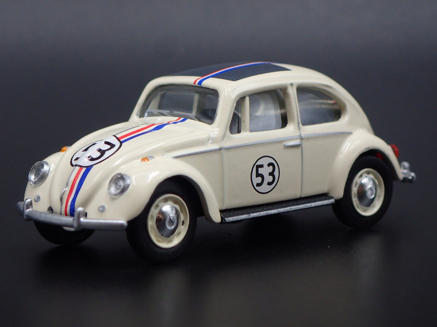 VW VOLKSWAGEN BEETLE HERBIE THE LOVE BUG 1:64 SCALE DIORAMA DIECAST MODEL CAR