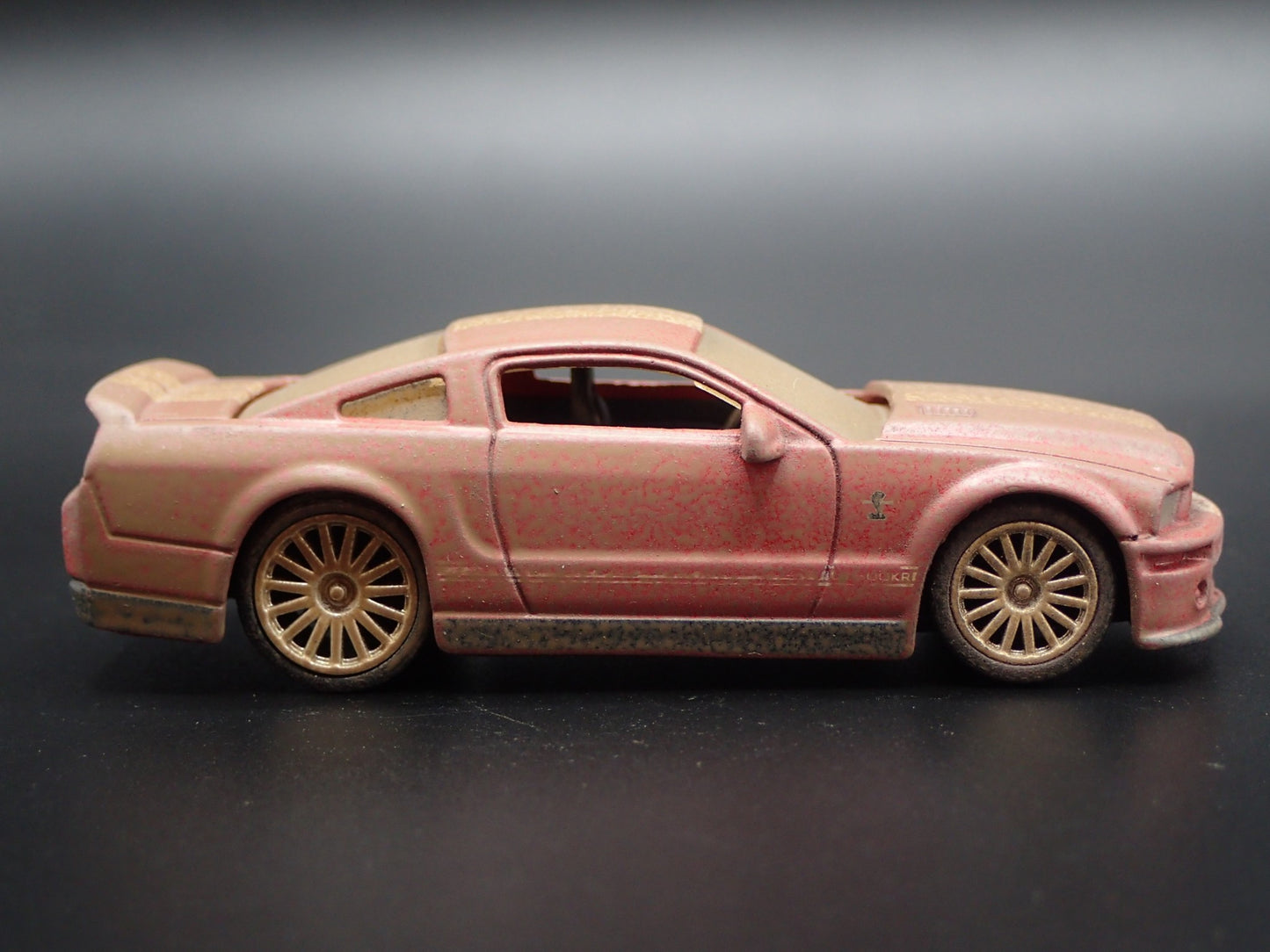 2008 08 FORD MUSTANG GT 5000KR CUSTOM BARN FIND 1:64 SCALE DIECAST MODEL CAR