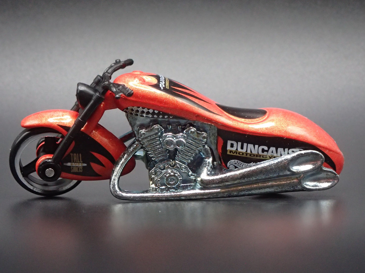 SCORCHIN SCOOTER MOTORCYCLE ORANGE HOT WHEELS 1:64 HW SCALE DIECAST MODEL CAR