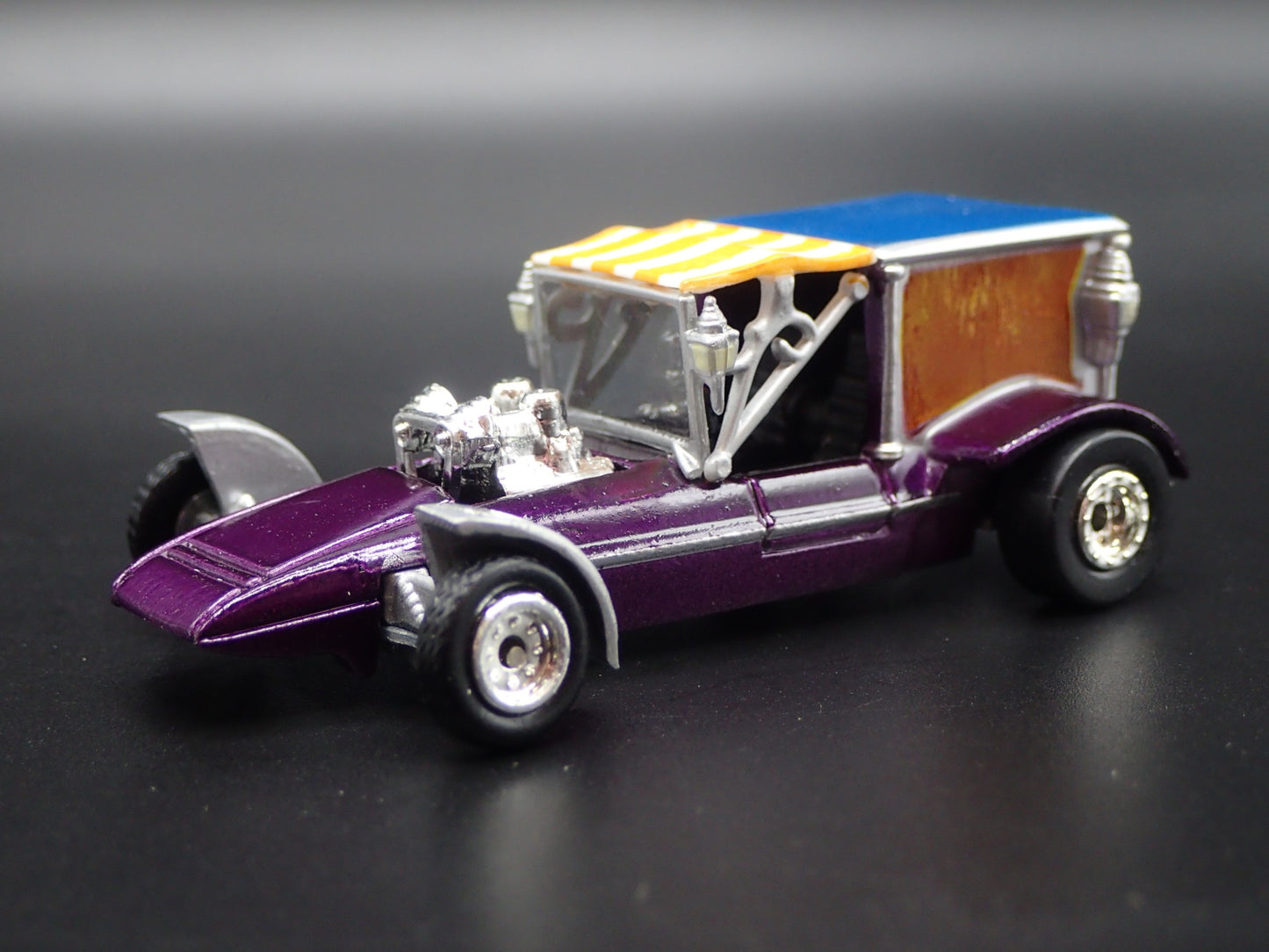 SURF HEARSE GEORGE BARRIS CUSTOM CAR RARE 1:64 SCALE DIORAMA DIECAST MODEL CAR