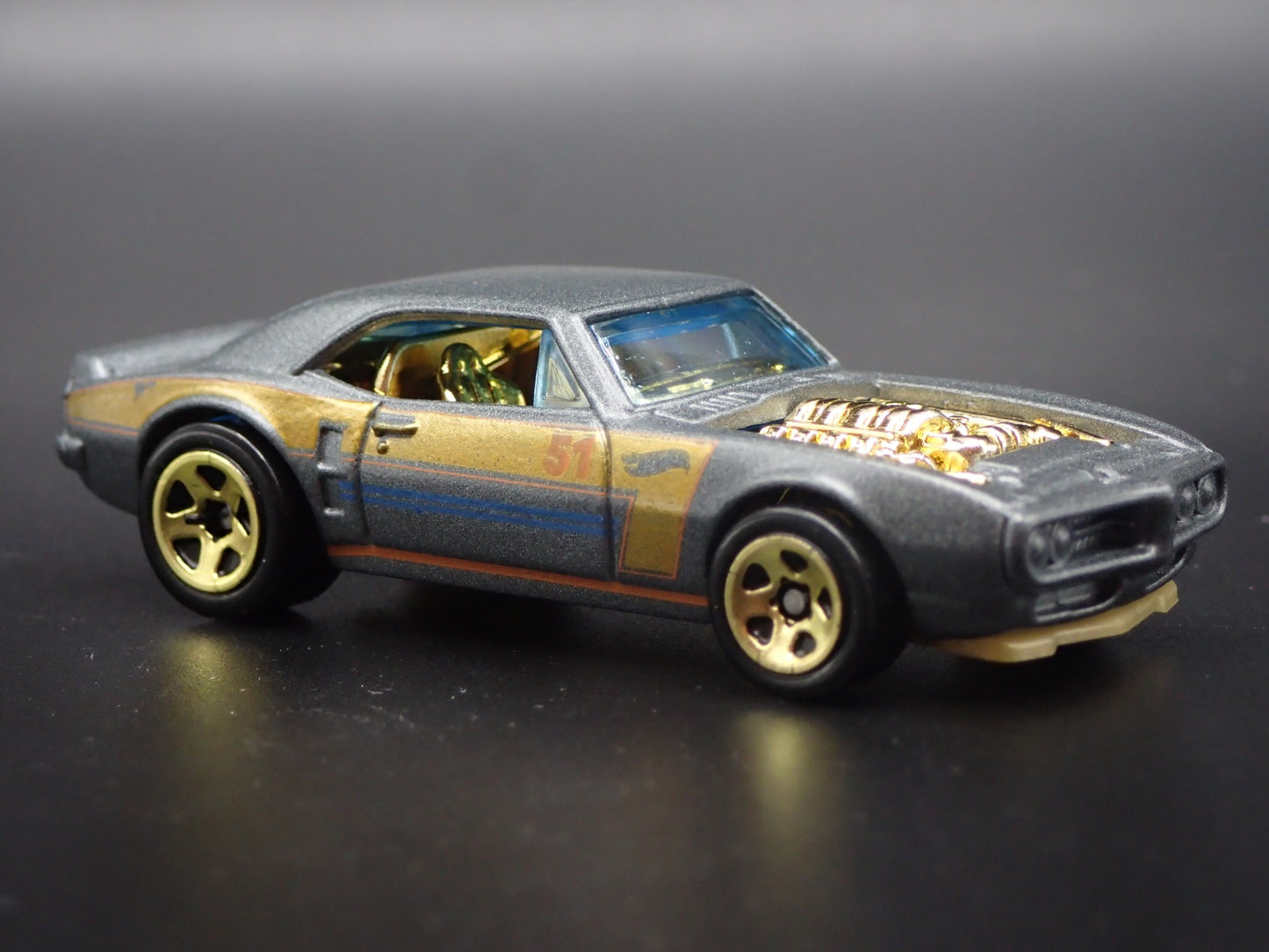 1967 67 PONTIAC FIREBIRD RARE 1:64 SCALE COLLECTIBLE DIORAMA DIECAST MODEL CAR