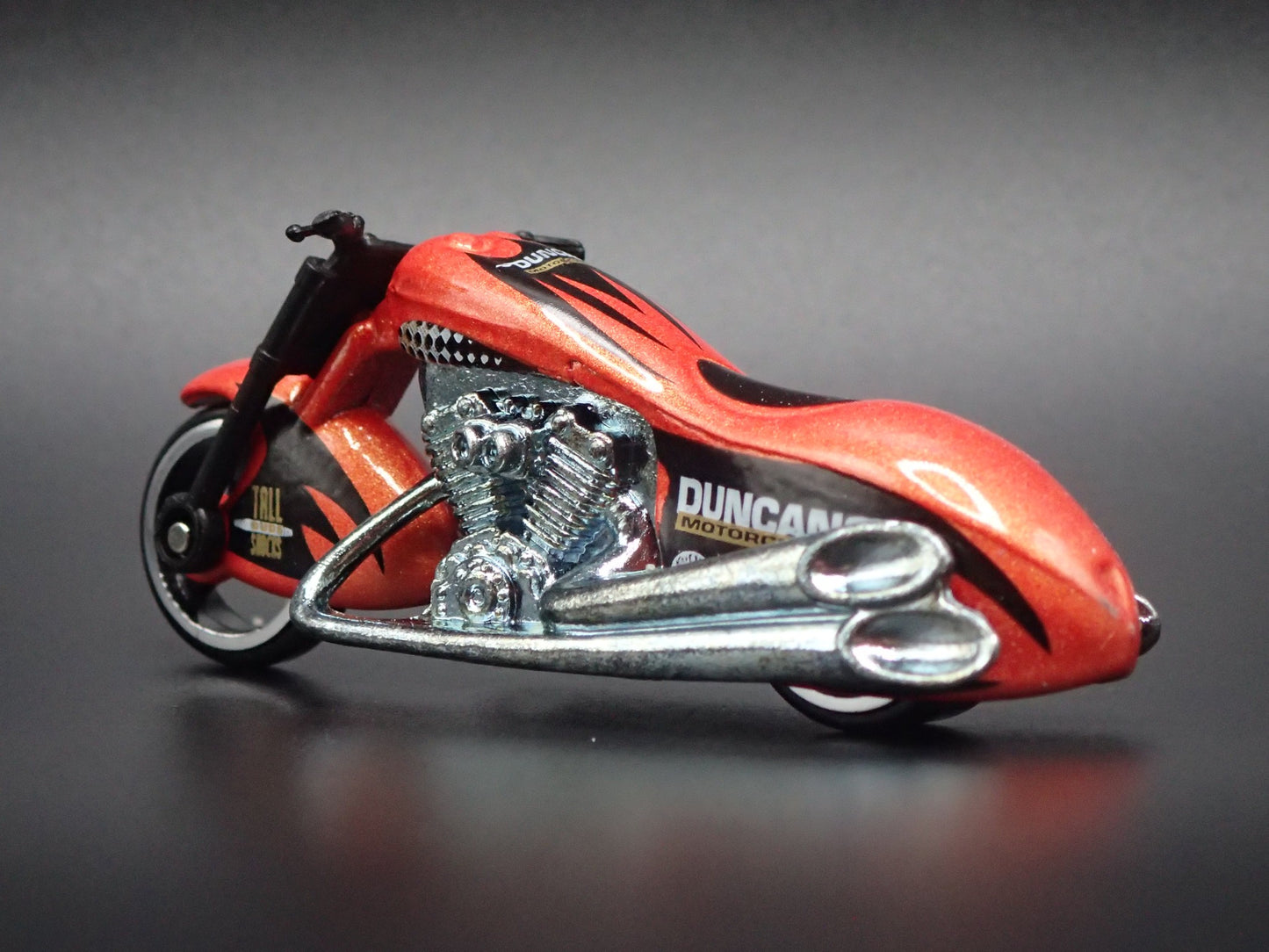 SCORCHIN SCOOTER MOTORCYCLE ORANGE HOT WHEELS 1:64 HW SCALE DIECAST MODEL CAR