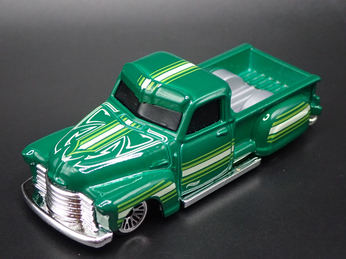 1947-1953 CHEVY CHEVROLET PICKUP TRUCK GREEN 1:64 SCALE DIECAST MODEL CAR