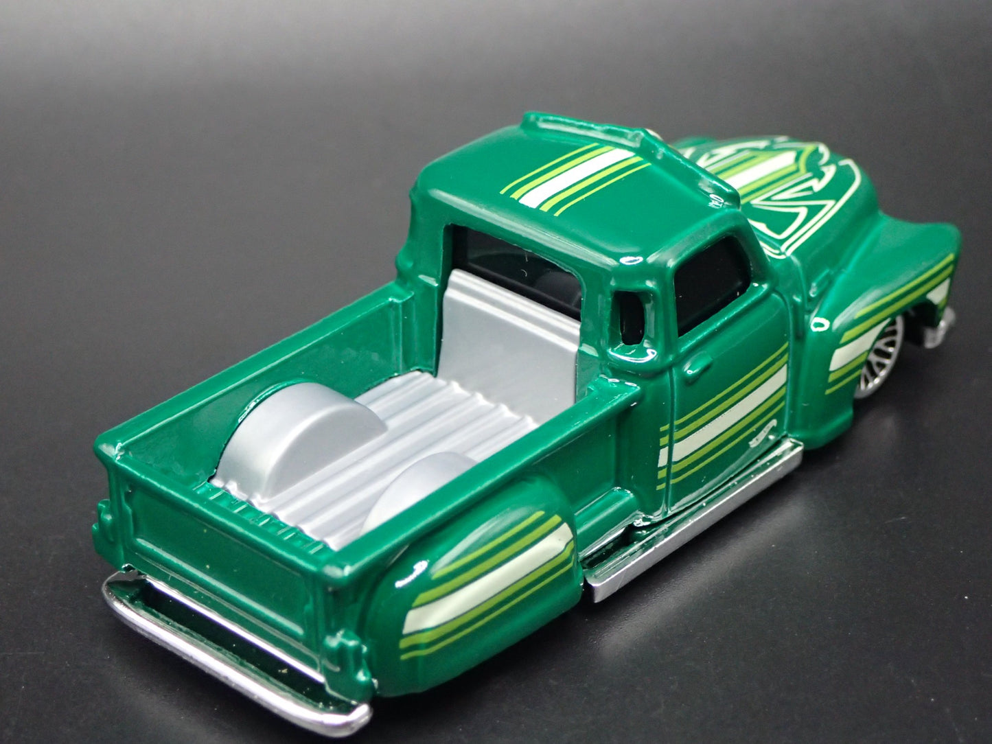 1947-1953 CHEVY CHEVROLET PICKUP TRUCK GREEN 1:64 SCALE DIECAST MODEL CAR