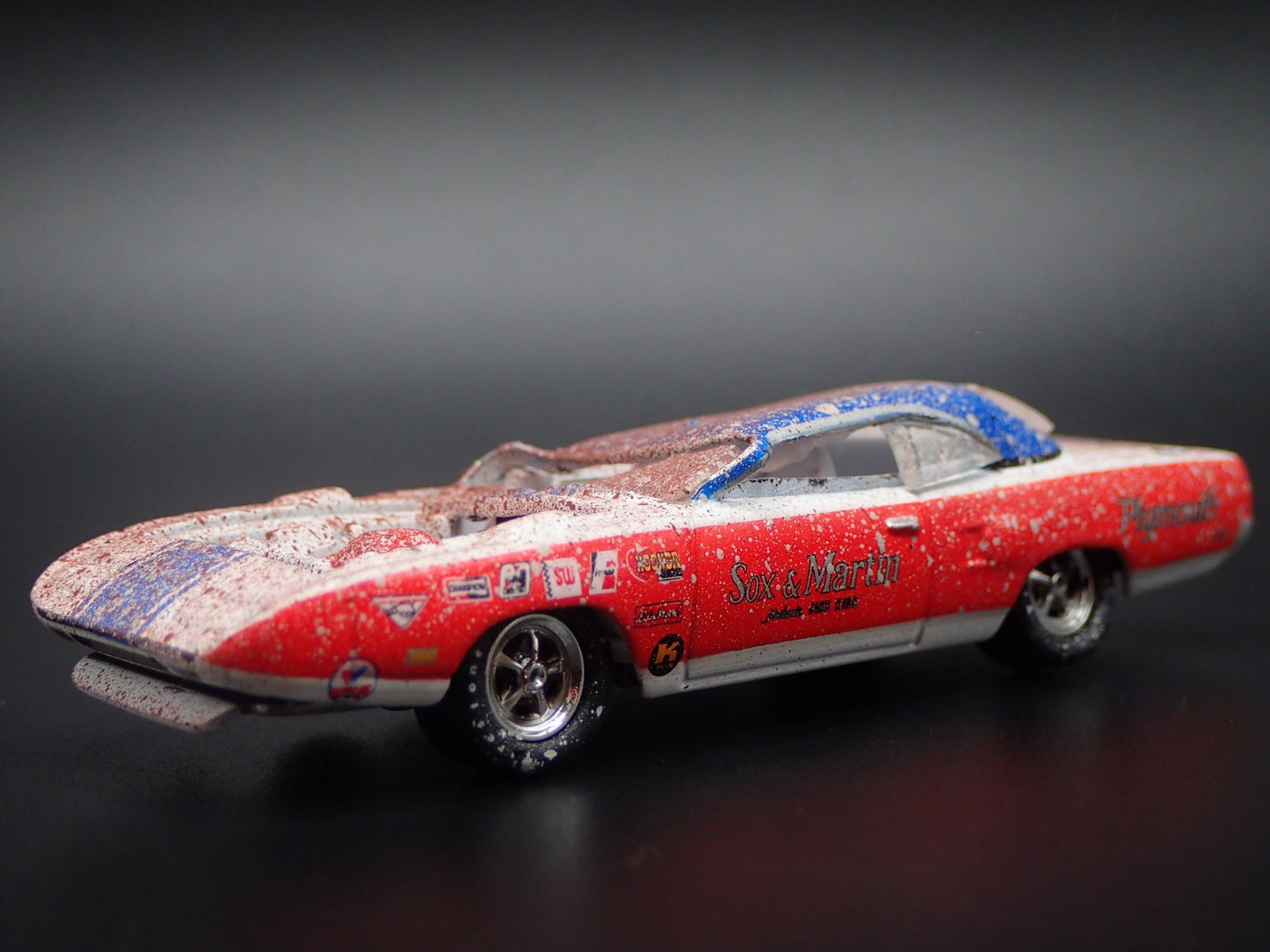 1970 70 PLYMOUTH SUPERBIRD SUPER STOCK SOX & MARTIN 1:64 SCALE DIECAST MODEL CAR