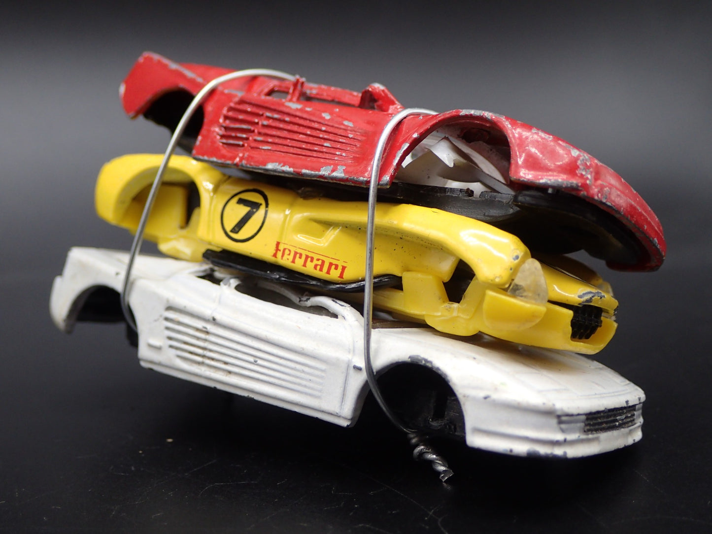 FERRARI/LAMBO 3 CARS CRUSHED ON A FLATBED TRAILER 1:64 SCALE DIECAST MODEL CAR